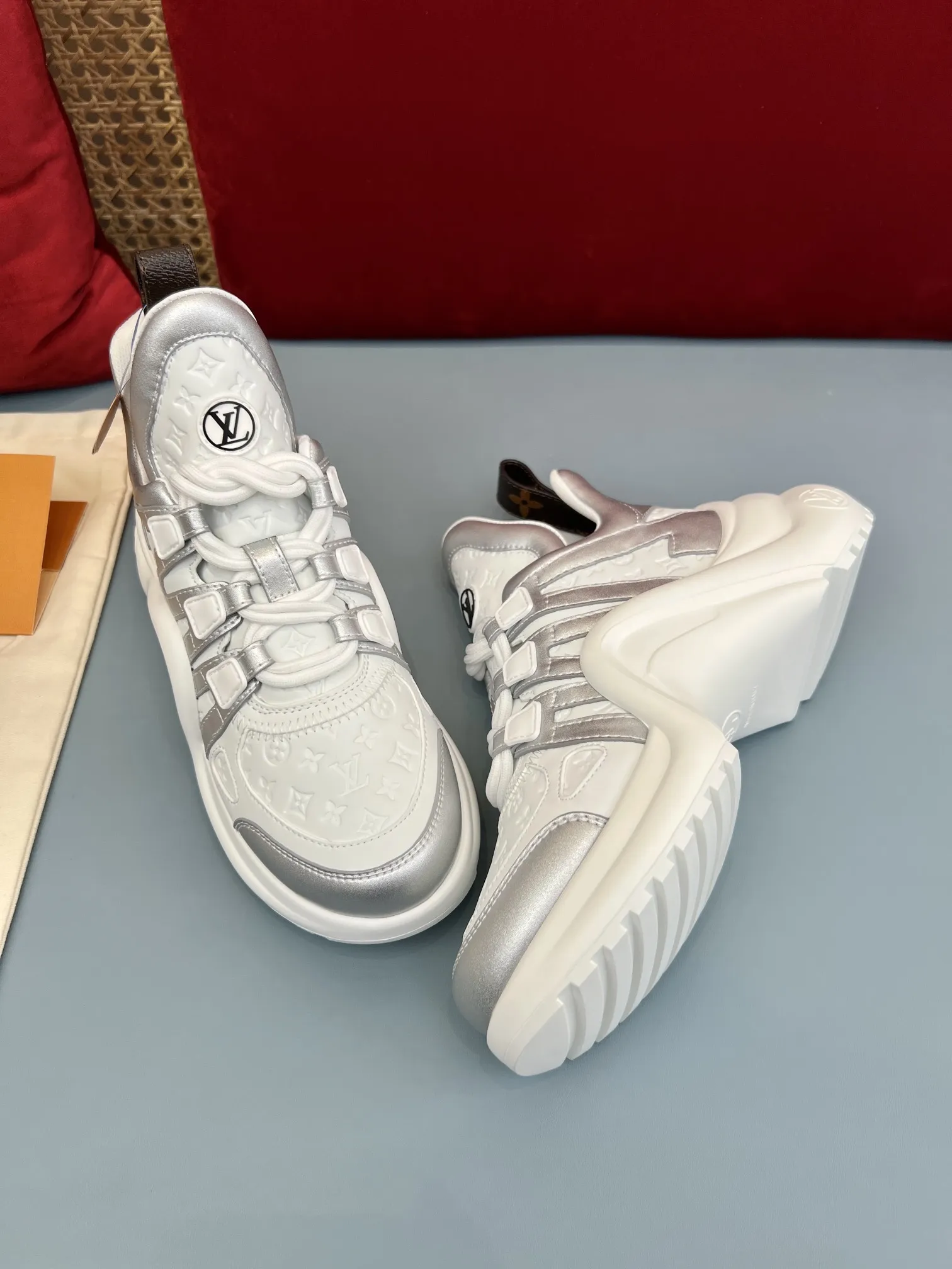 SportInspired Louis Vuitton Archlight Silver Sneakers – Replica Shoes & Louis Vuitton Replica 287