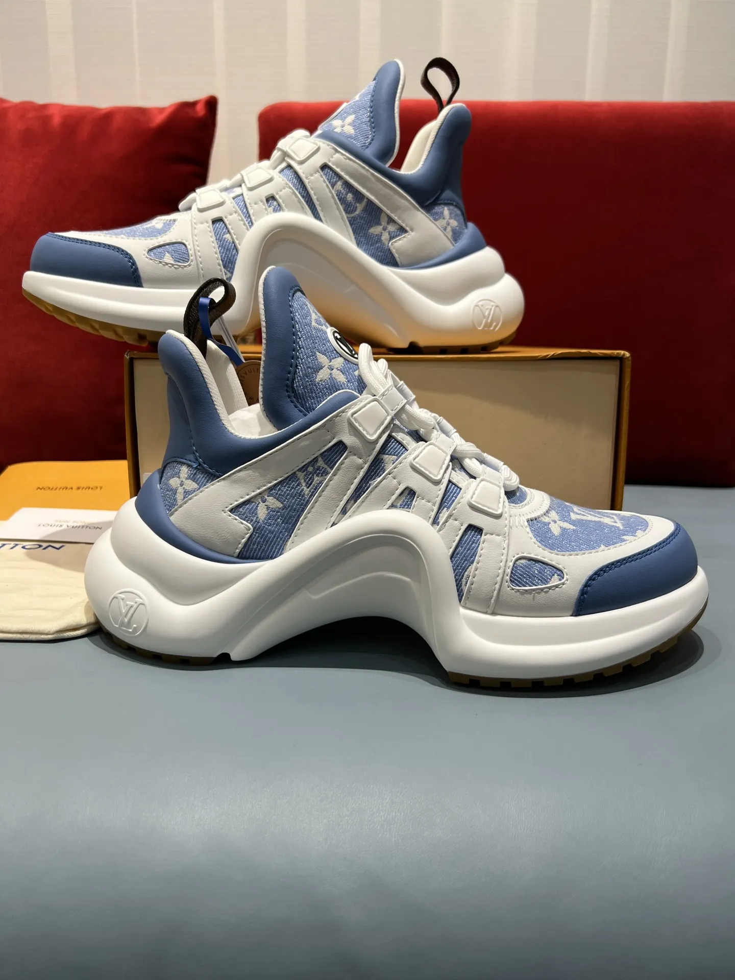 Louis Vuitton Archlight Sneaker Blue Floral – Replica Shoes & Louis Vuitton Fake HighQuality 281