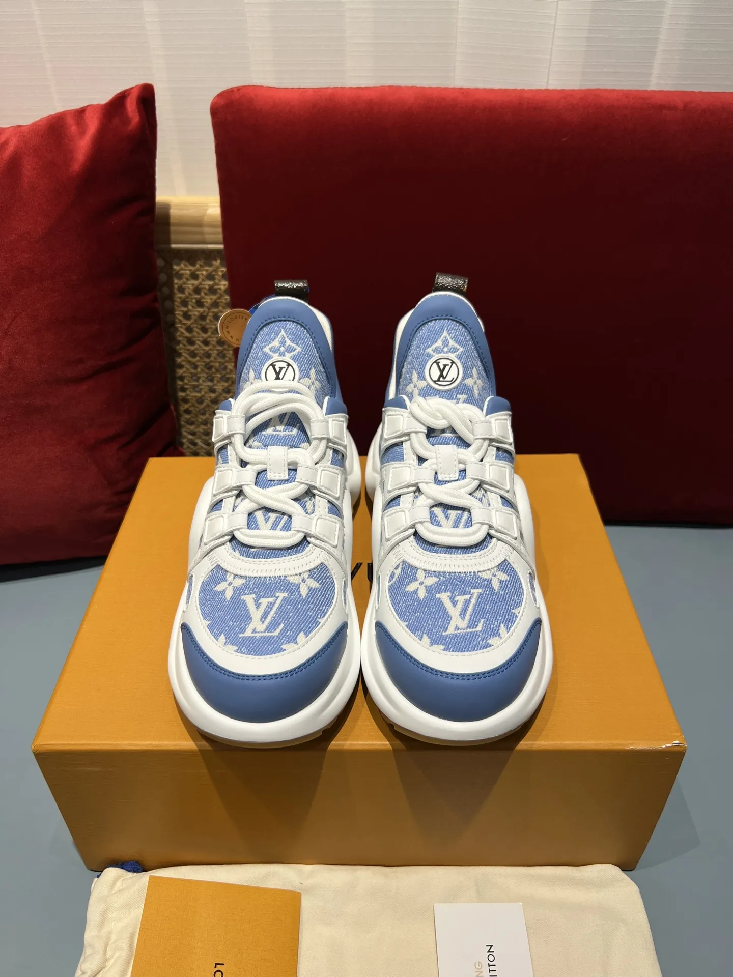 Louis Vuitton Archlight Sneaker Blue Floral – Replica Shoes & Louis Vuitton Fake HighQuality 281