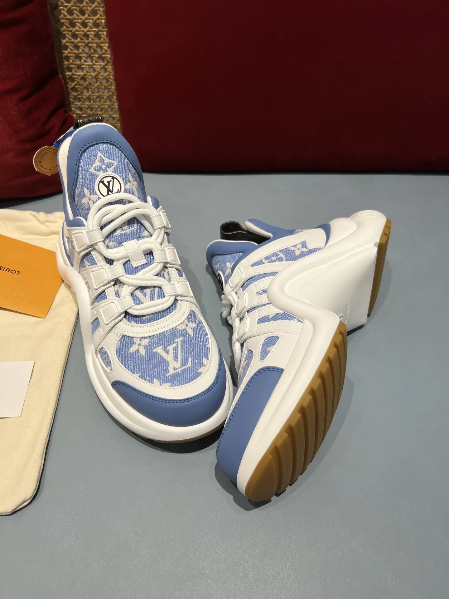 Louis Vuitton Archlight Sneaker Blue Floral – Replica Shoes & Louis Vuitton Fake HighQuality 281