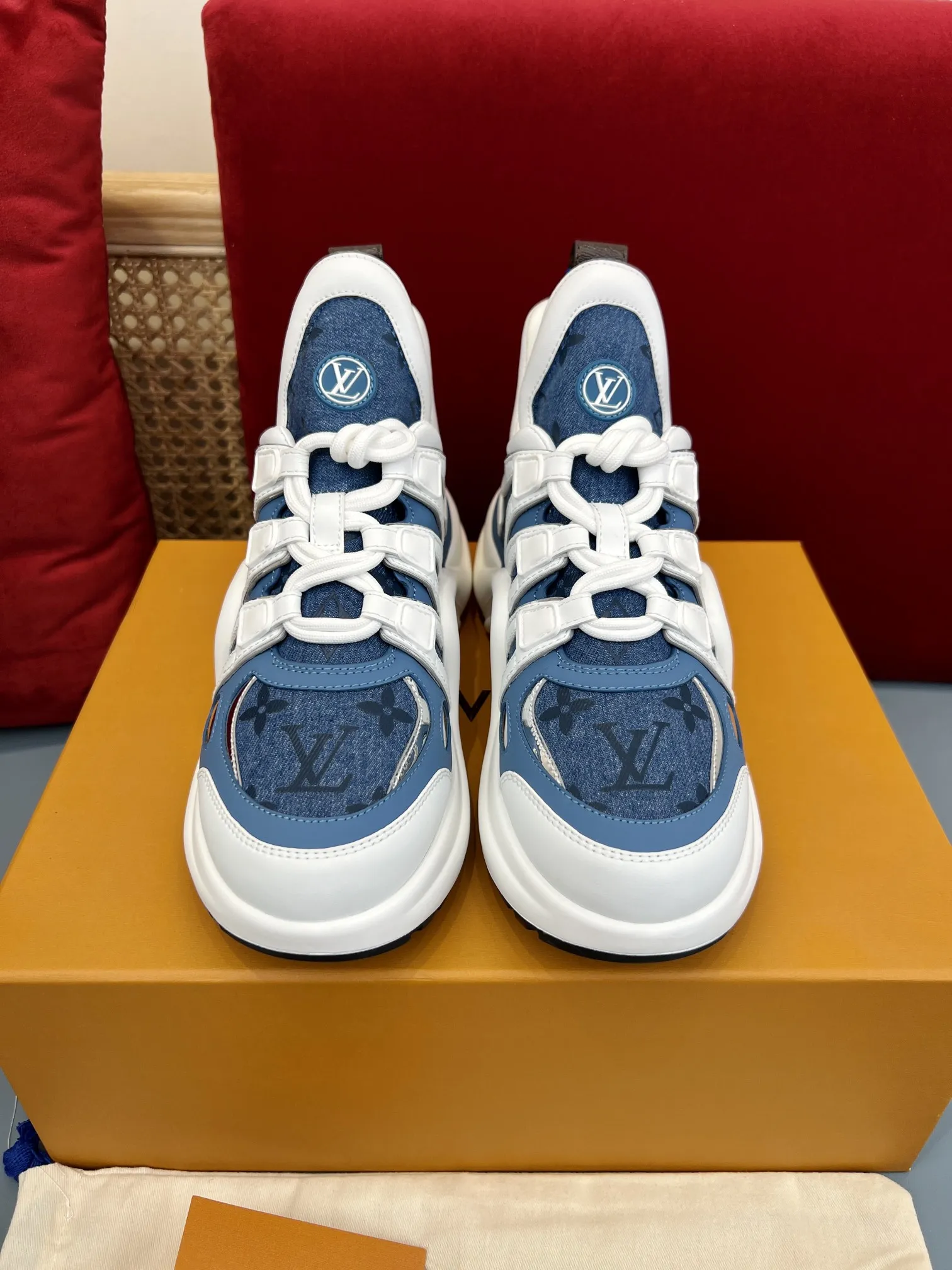 Louis Vuitton Archlight Sneakers Blue White –  Replica Shoes & Louis Vuitton Replica Sophisticated 275