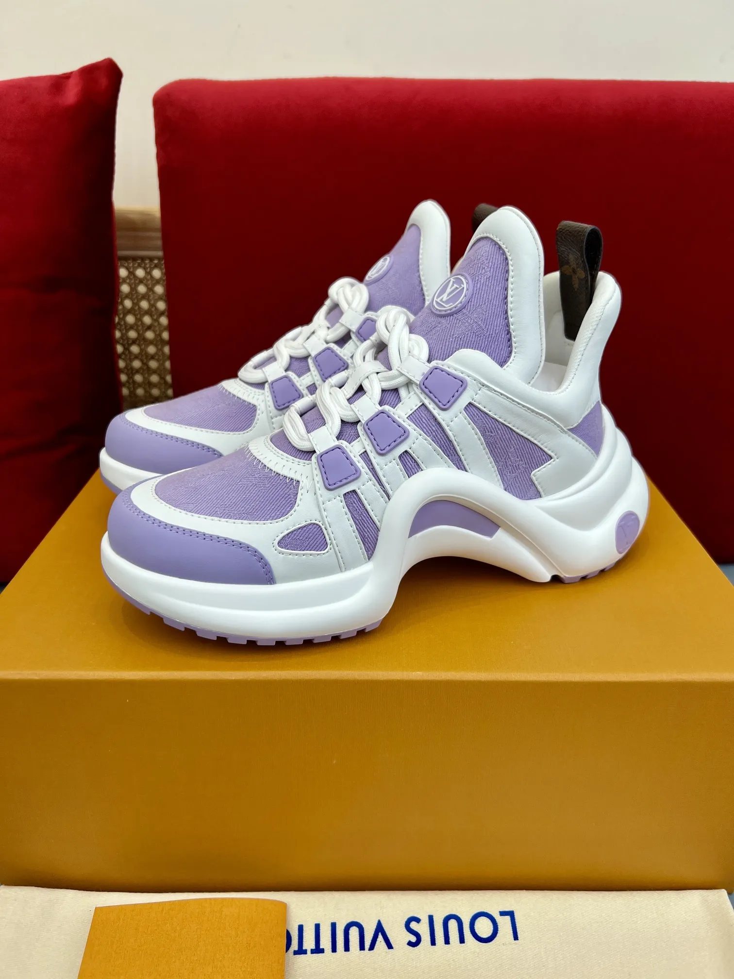 Louis Vuitton Archlight Sneakers Purple White – Replica Shoes & Louis Vuitton Replica Packable 283