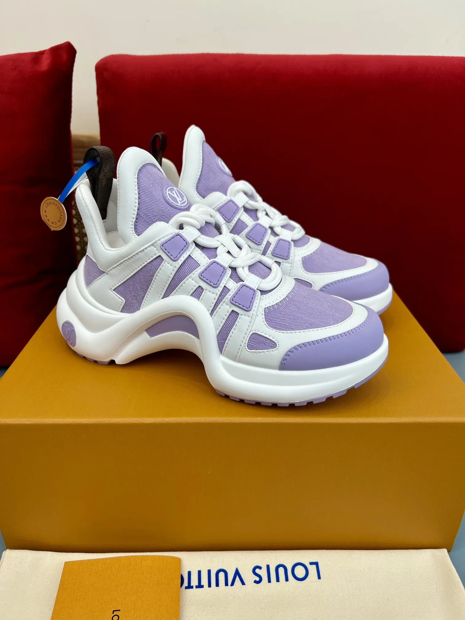 Louis Vuitton Archlight Sneakers Purple White – Replica Shoes & Louis Vuitton Replica Packable 283