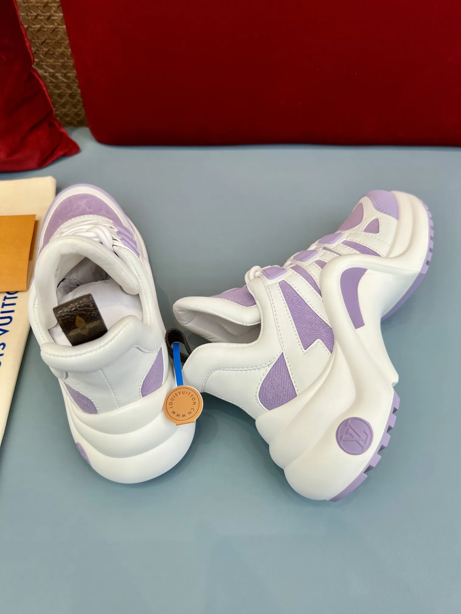 Louis Vuitton Archlight Sneakers Purple White – Replica Shoes & Louis Vuitton Replica Packable 283