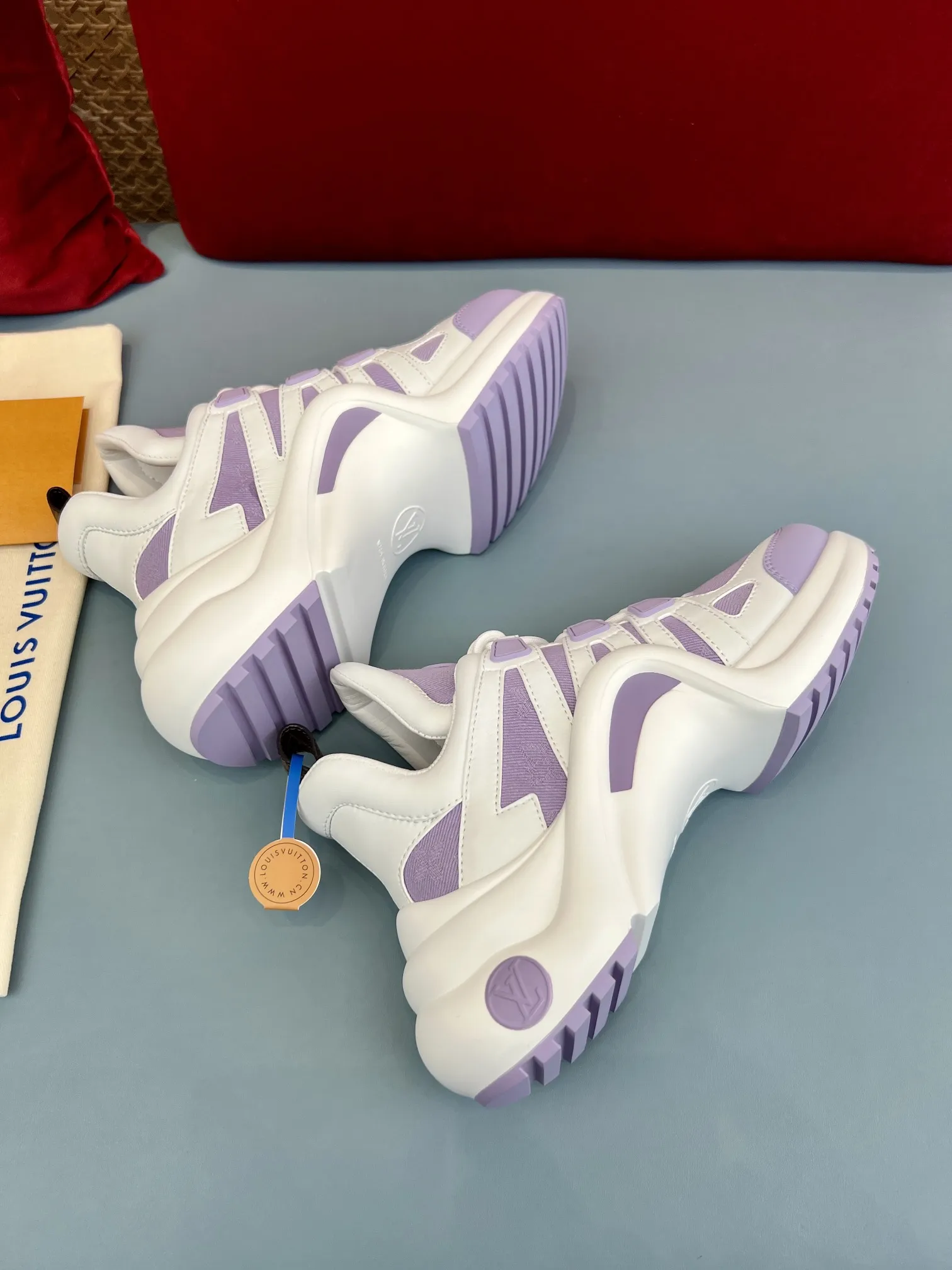 Louis Vuitton Archlight Sneakers Purple White – Replica Shoes & Louis Vuitton Replica Packable 283