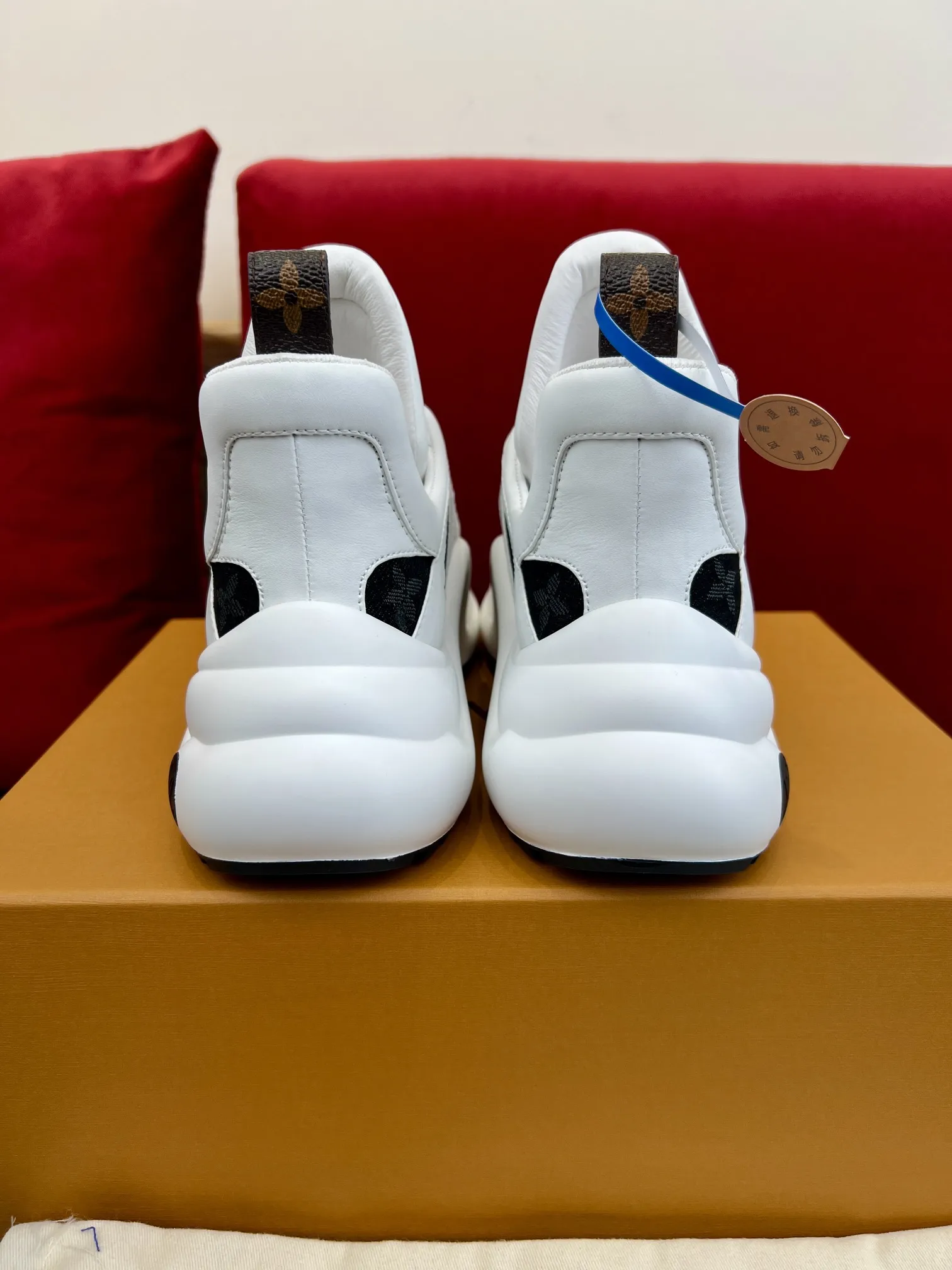 Louis Vuitton Archlight Sneakers White Black – Replica Shoes & Louis Vuitton Replica Stylish 286