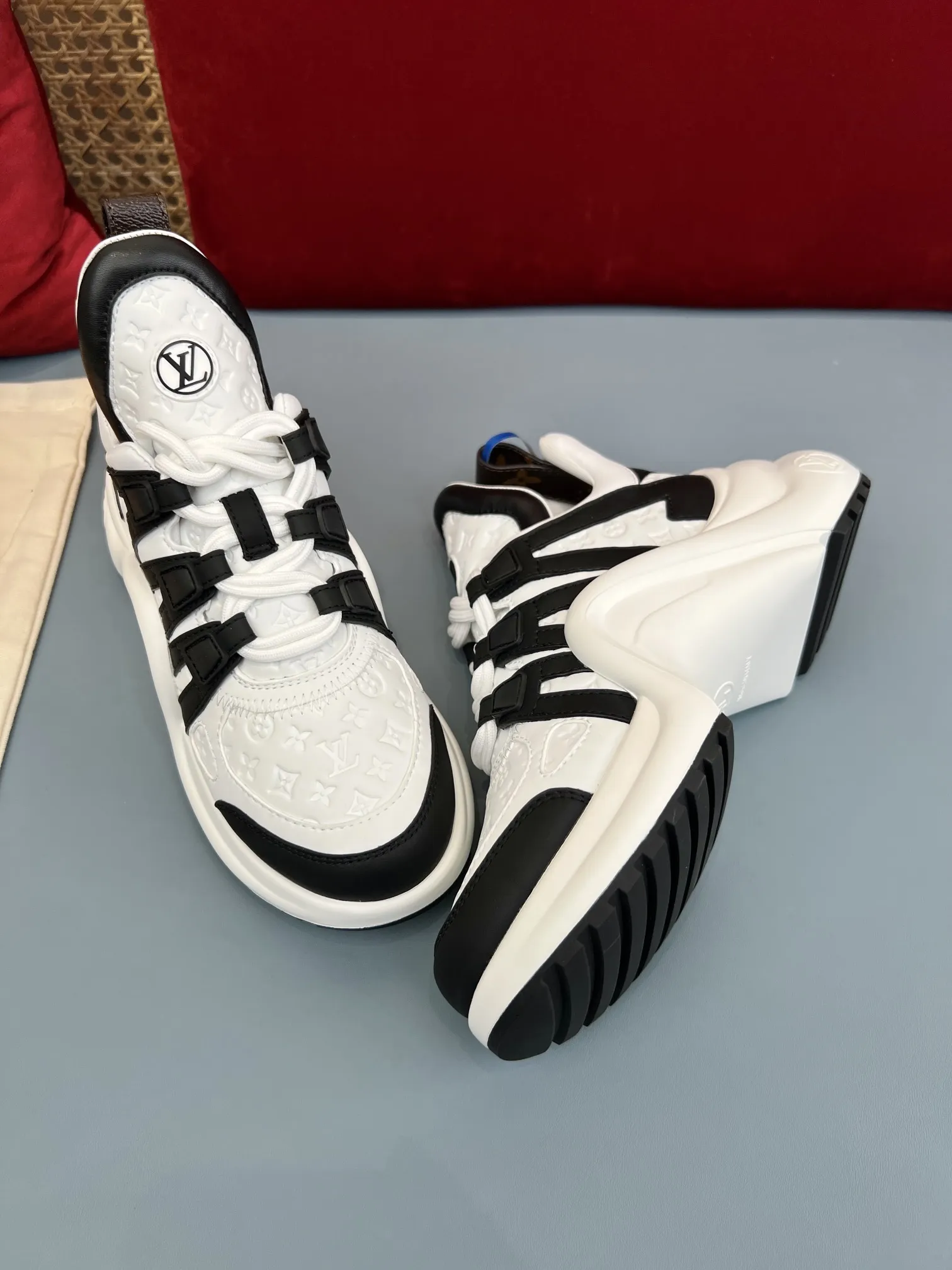 Louis Vuitton Archlight White Black Replica Shoes –  Rep Sneakers FashionForward 284