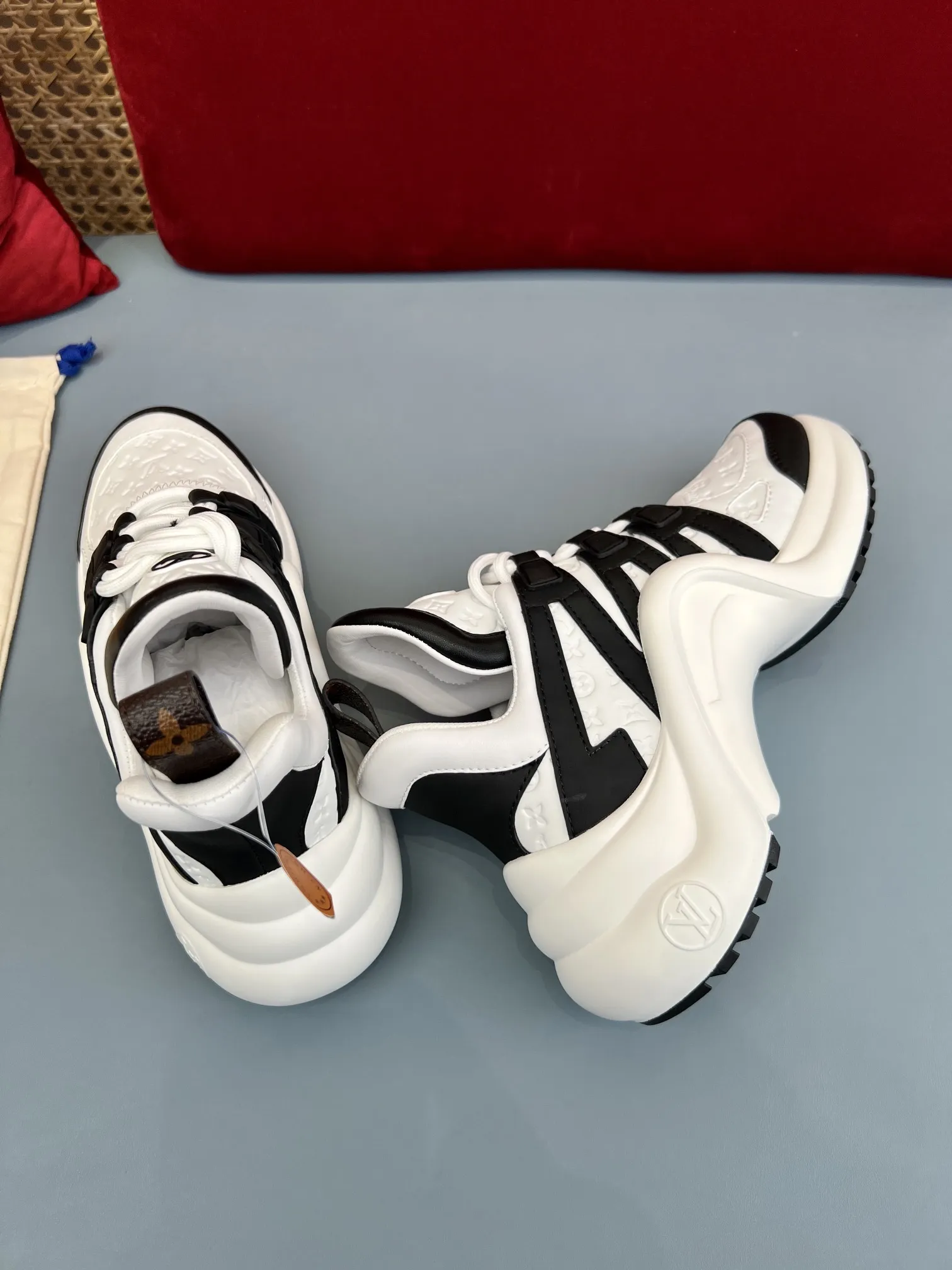 Louis Vuitton Archlight White Black Replica Shoes –  Rep Sneakers FashionForward 284