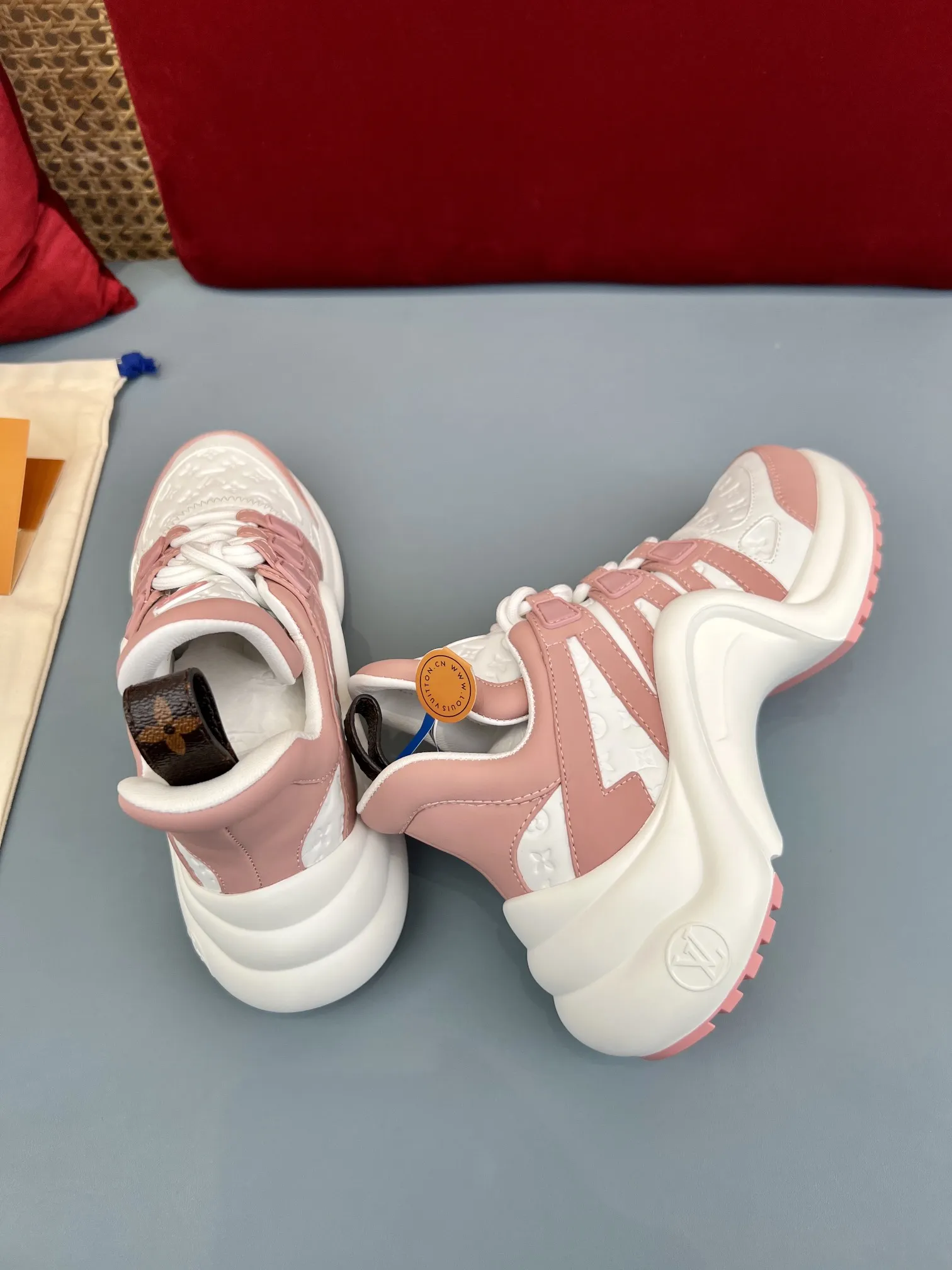 ModernLook Louis Vuitton Archlight White Pink Replica Shoes with Rep Sneakers Style 285
