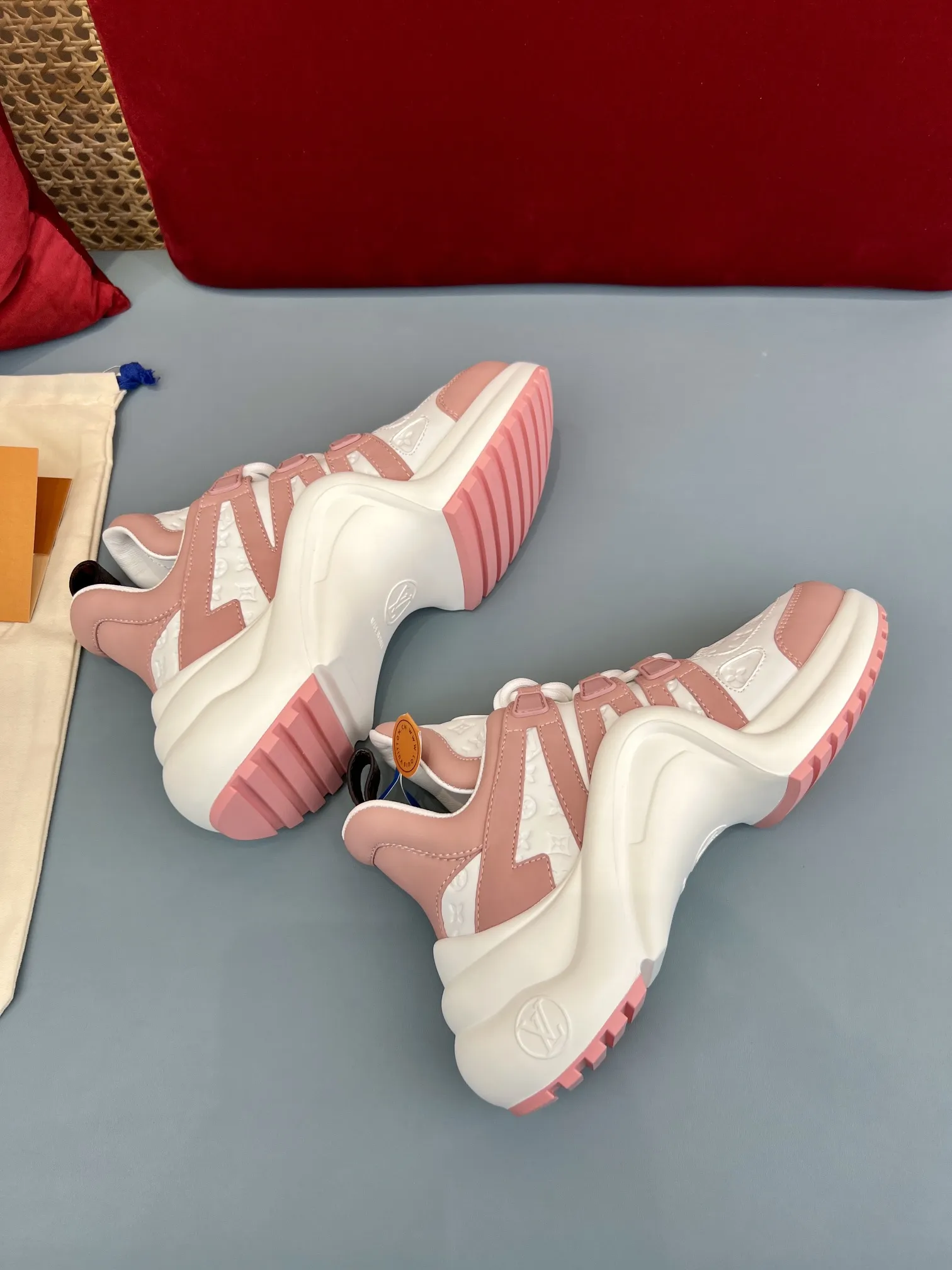 ModernLook Louis Vuitton Archlight White Pink Replica Shoes with Rep Sneakers Style 285