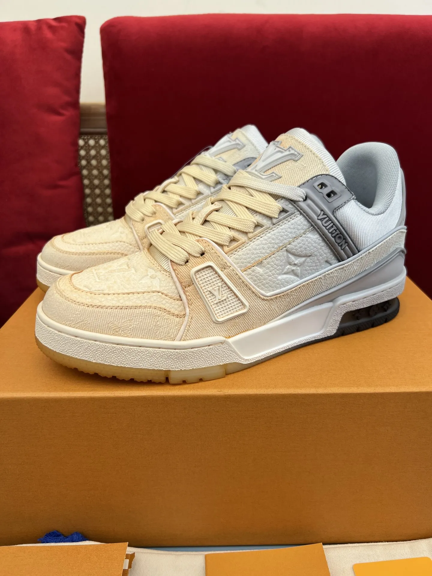 Louis Vuitton Trainer Beige Monogram Replica Sneakers with Fake LV Design OdorResistant 308