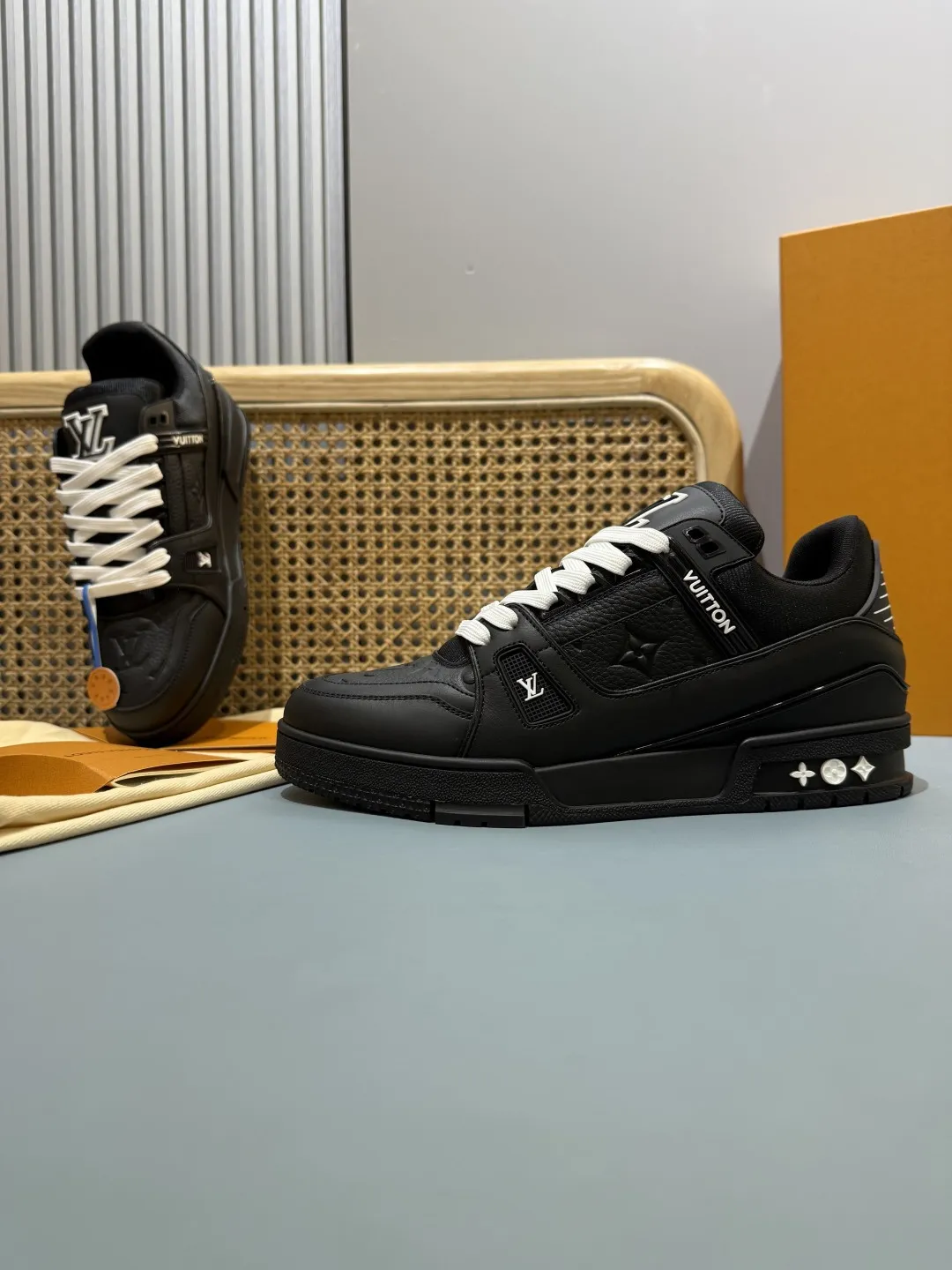 Louis Vuitton Trainer Black  Sneakers – Replica Shoes & Louis Vuitton Fake Collection Unique 395