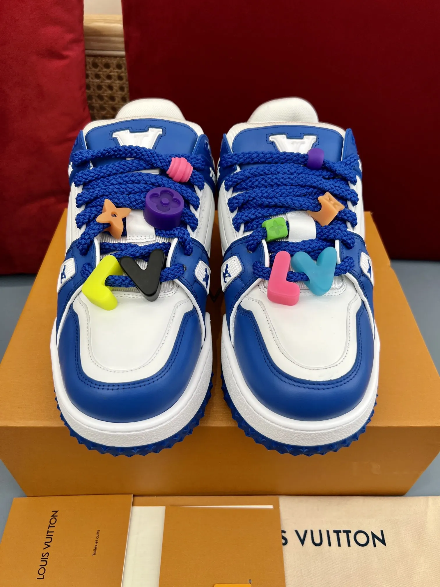 Louis Vuitton Trainer Blue White Replica Shoes with Rep Sneakers Style Stretchable 348
