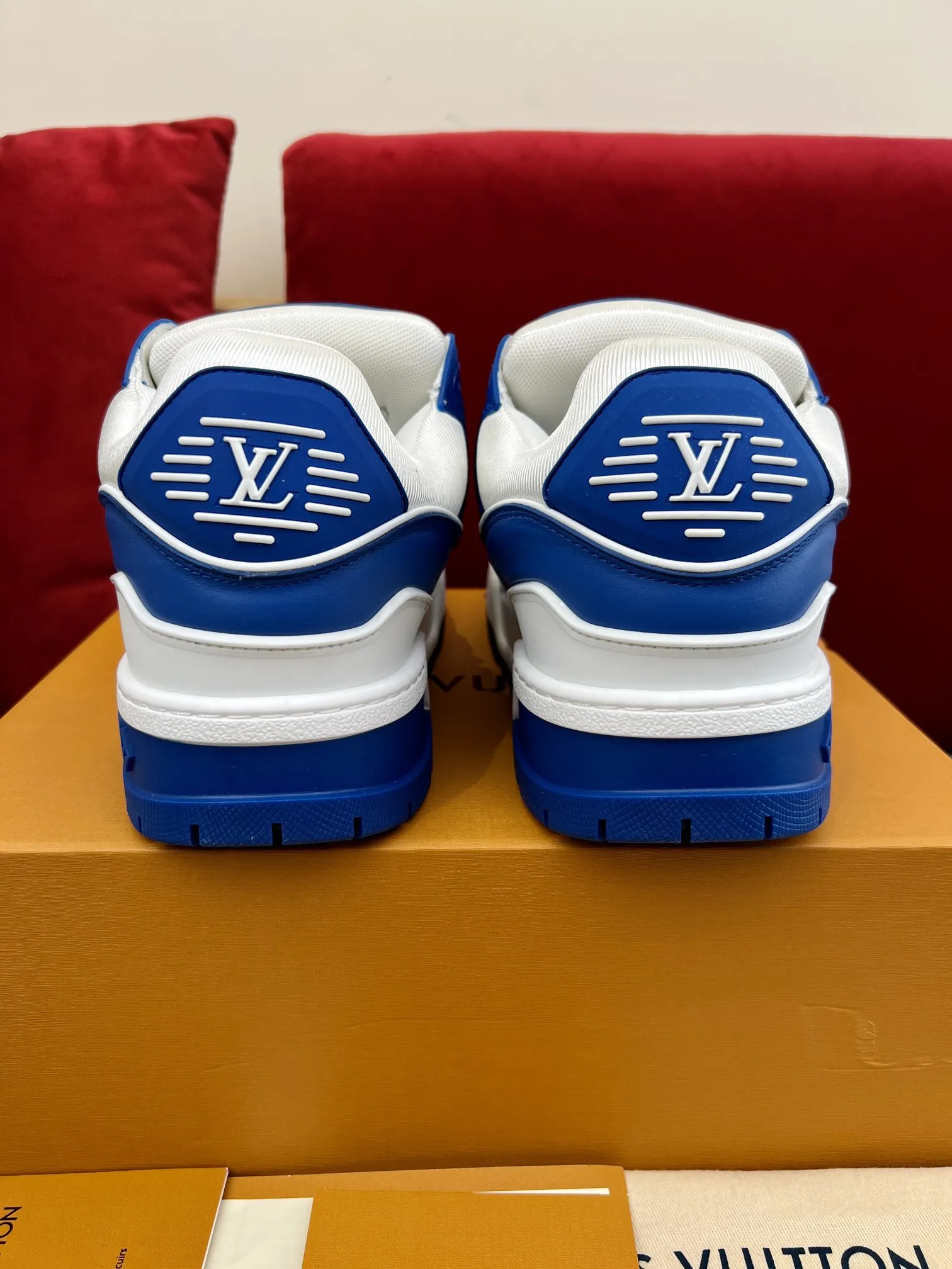 Louis Vuitton Trainer Blue White Replica Shoes with Rep Sneakers Style Stretchable 348