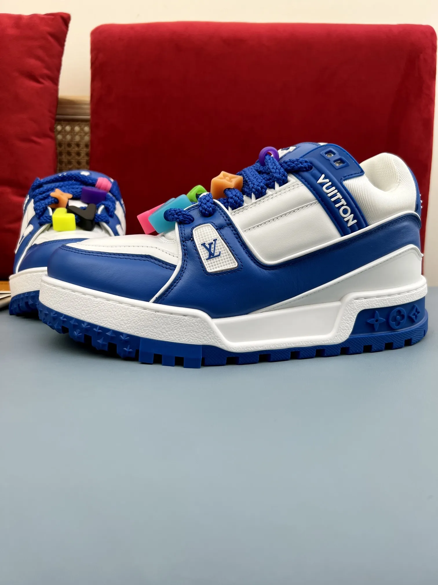 Louis Vuitton Trainer Blue White Replica Shoes with Rep Sneakers Style Stretchable 348