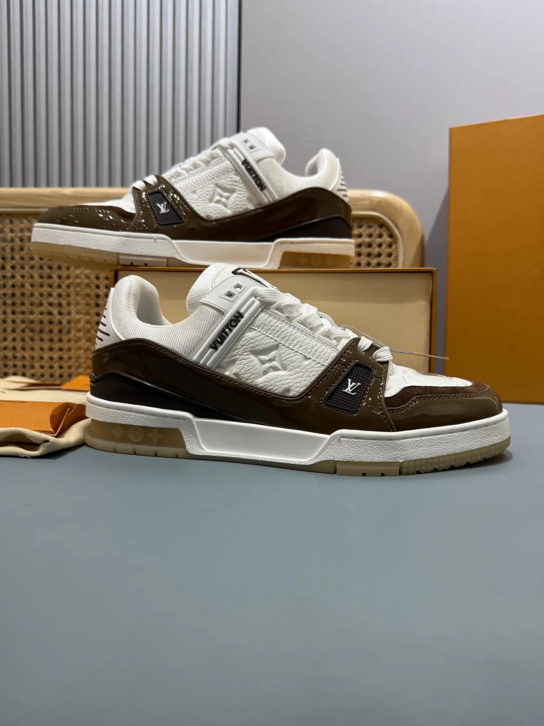 Efficient Louis Vuitton Trainer Brown White Replica Sneakers with Rep Shoes Style 377
