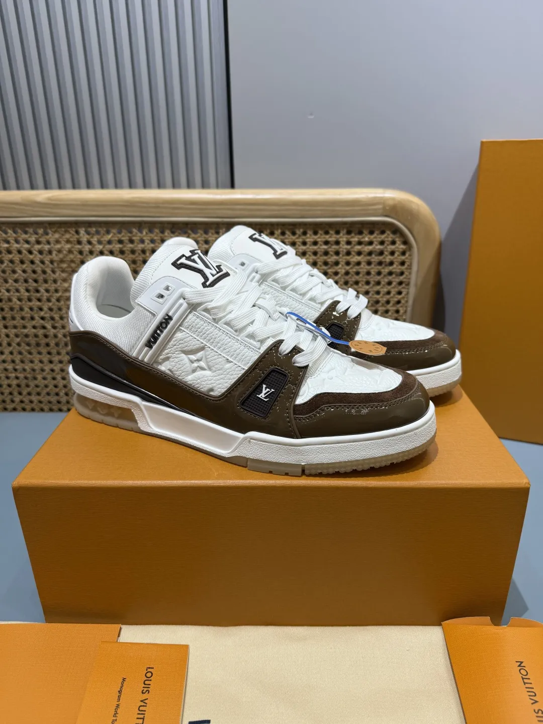 Efficient Louis Vuitton Trainer Brown White Replica Sneakers with Rep Shoes Style 377