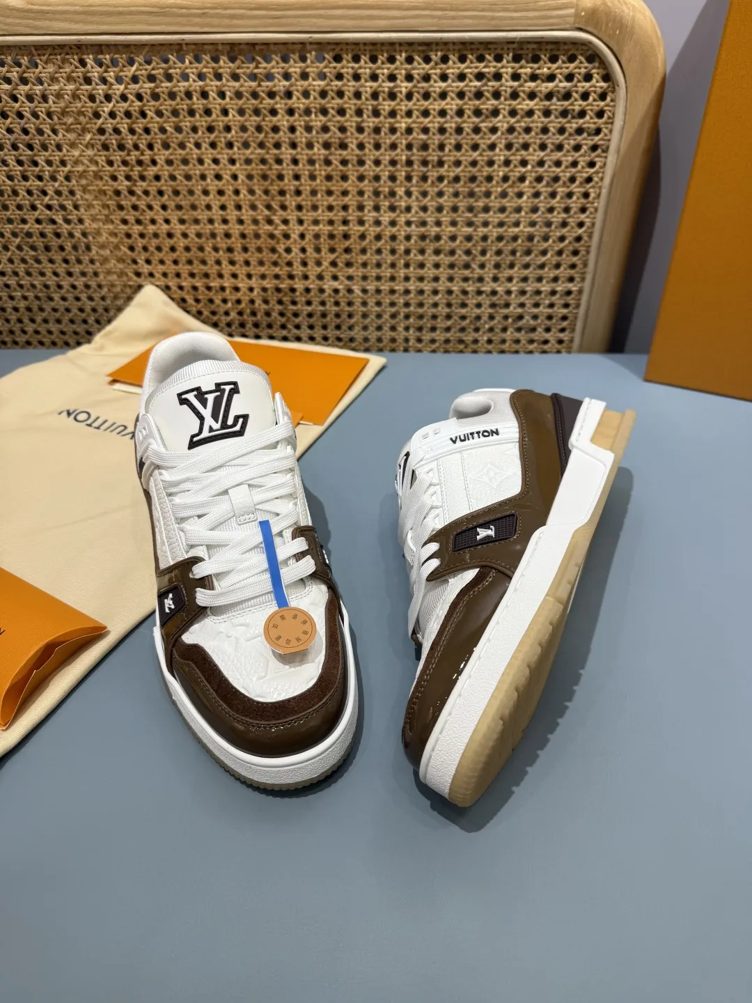 Efficient Louis Vuitton Trainer Brown White Replica Sneakers with Rep Shoes Style 377