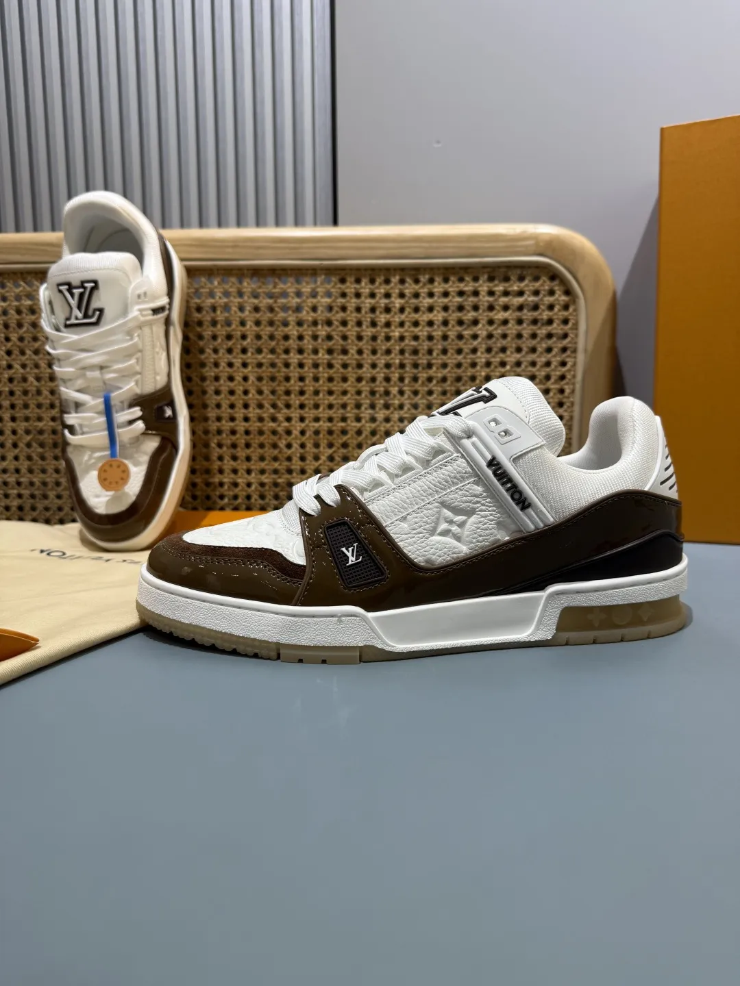 Efficient Louis Vuitton Trainer Brown White Replica Sneakers with Rep Shoes Style 377