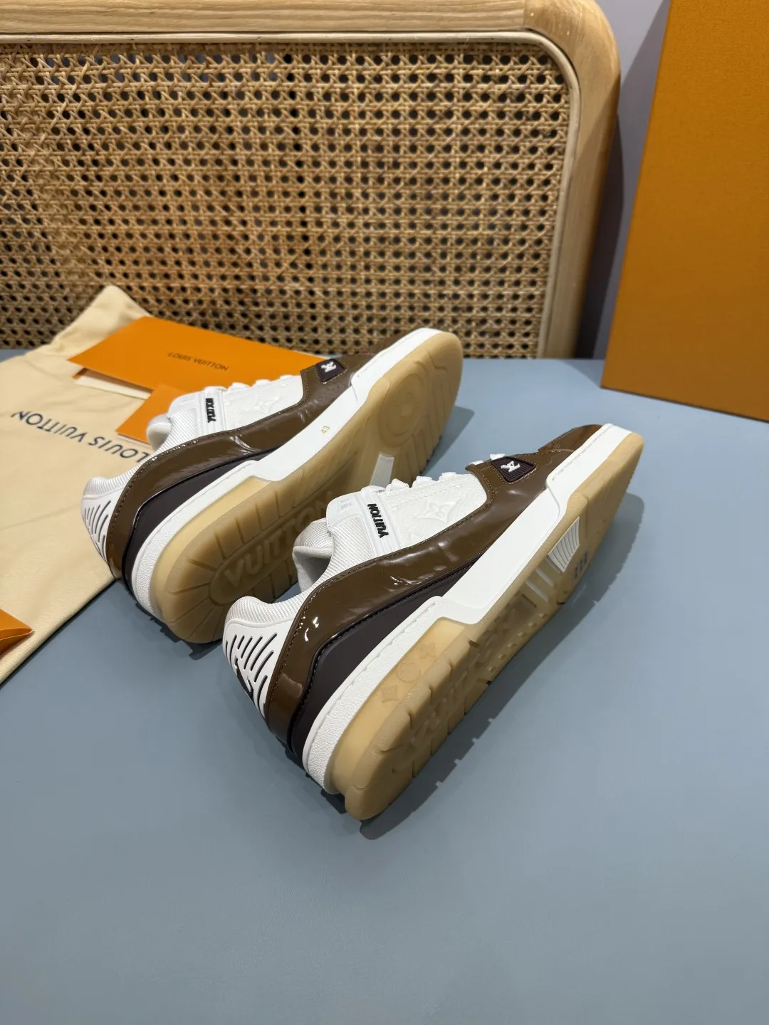 Efficient Louis Vuitton Trainer Brown White Replica Sneakers with Rep Shoes Style 377