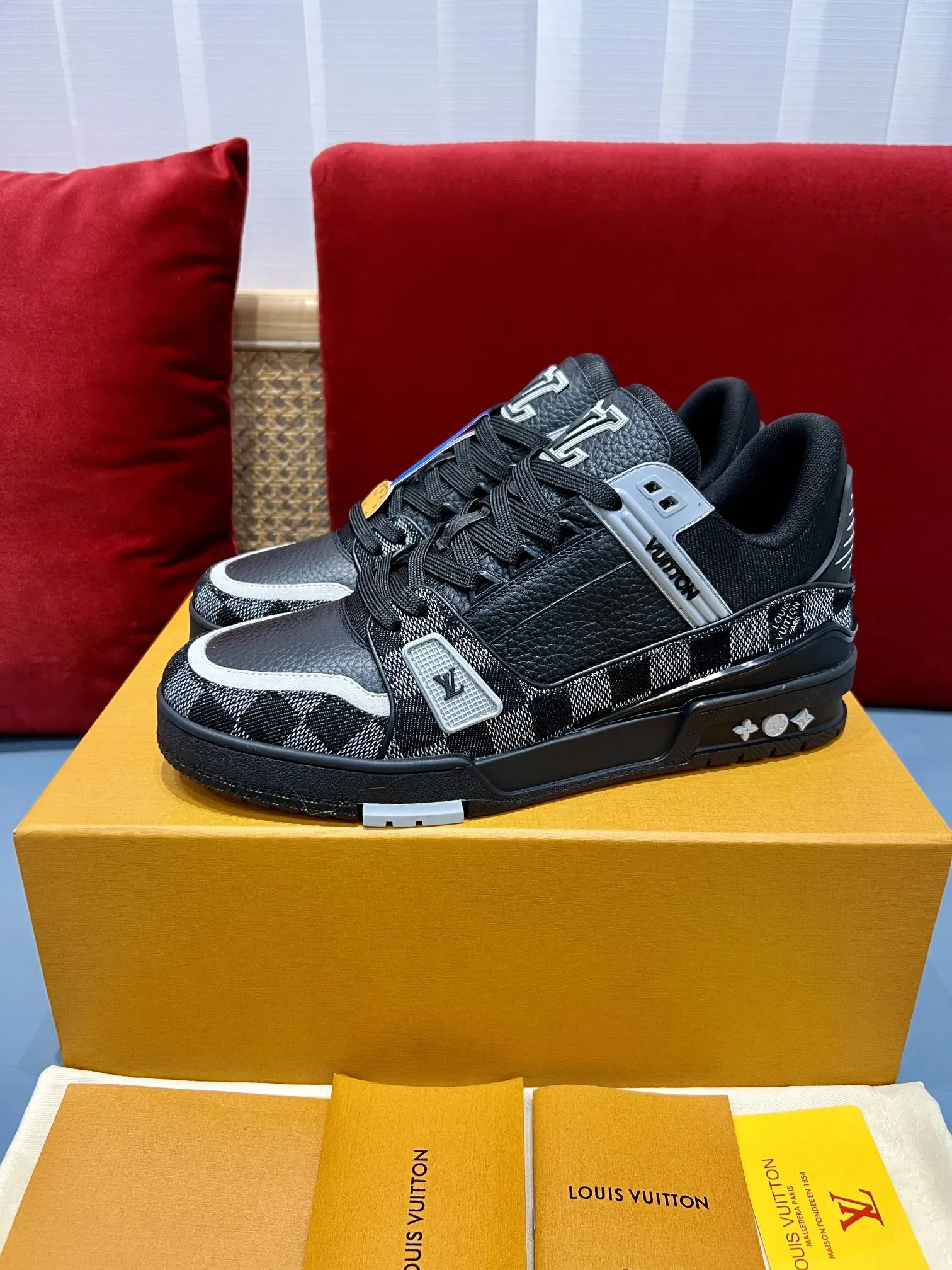 Louis Vuitton Trainer Check Black Replica Shoes – Rep Sneakers TravelReady 364