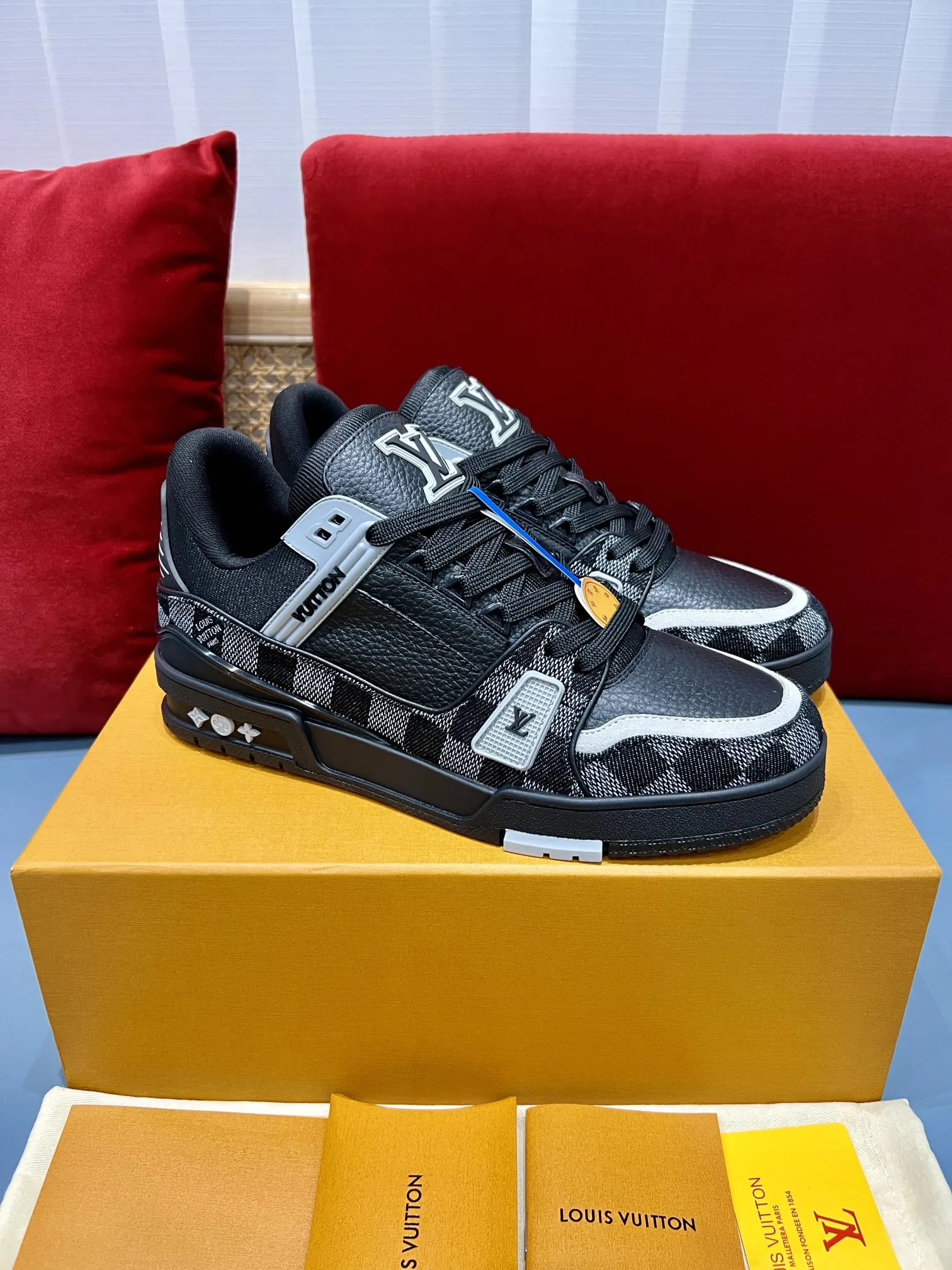 Louis Vuitton Trainer Check Black Replica Shoes – Rep Sneakers TravelReady 364