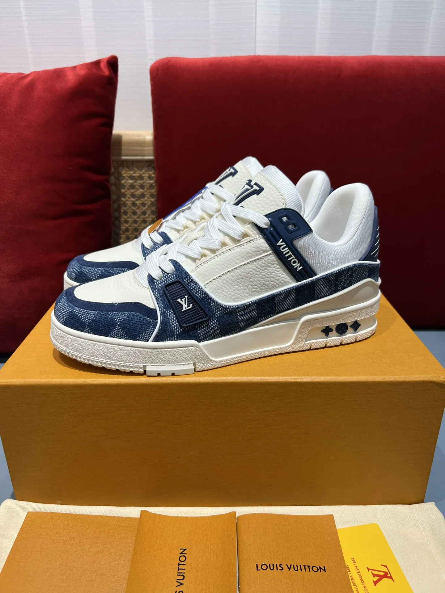 Trendsetting Louis Vuitton Trainer Check Blue White Replica Shoes –  Rep Sneakers 367
