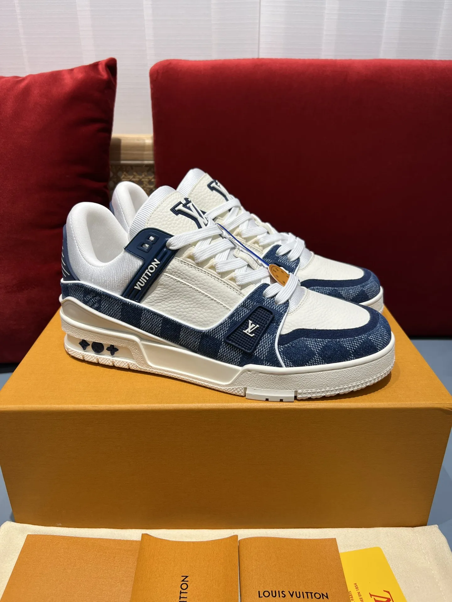 Trendsetting Louis Vuitton Trainer Check Blue White Replica Shoes –  Rep Sneakers 367