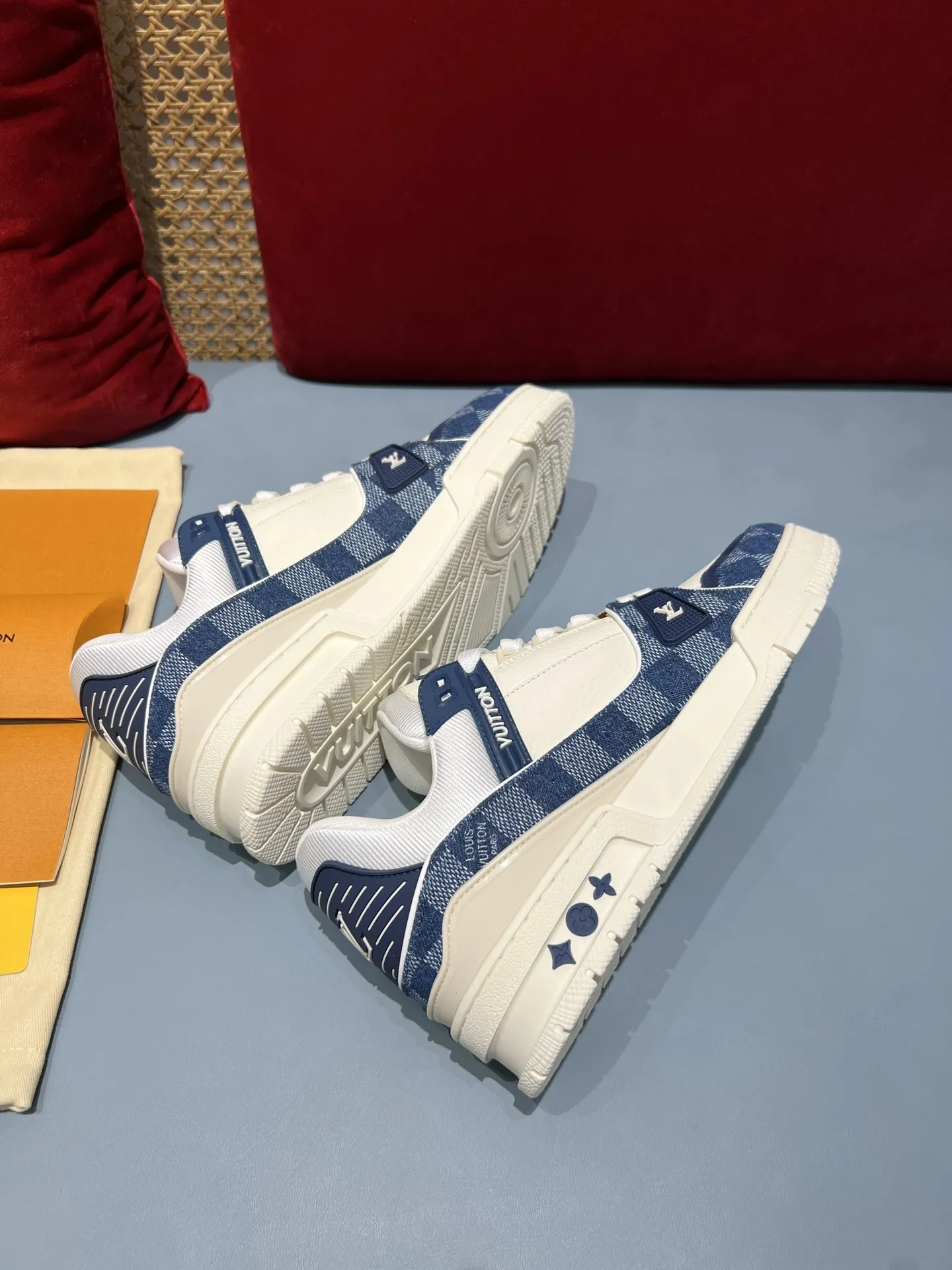 Trendsetting Louis Vuitton Trainer Check Blue White Replica Shoes –  Rep Sneakers 367