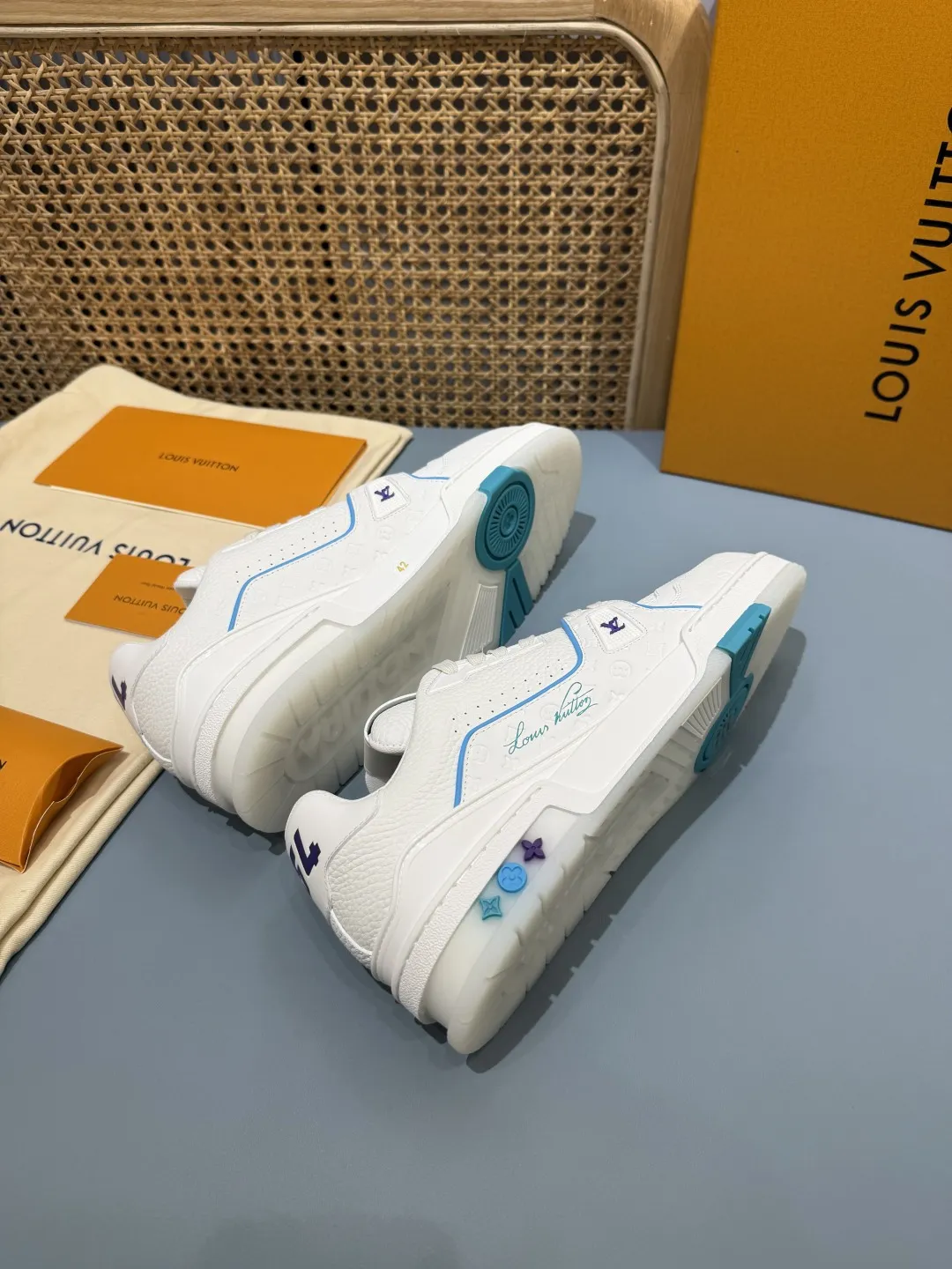 Louis Vuitton Trainer Cruise Blue Replica Shoes –  Rep Shoes Stretchable 400