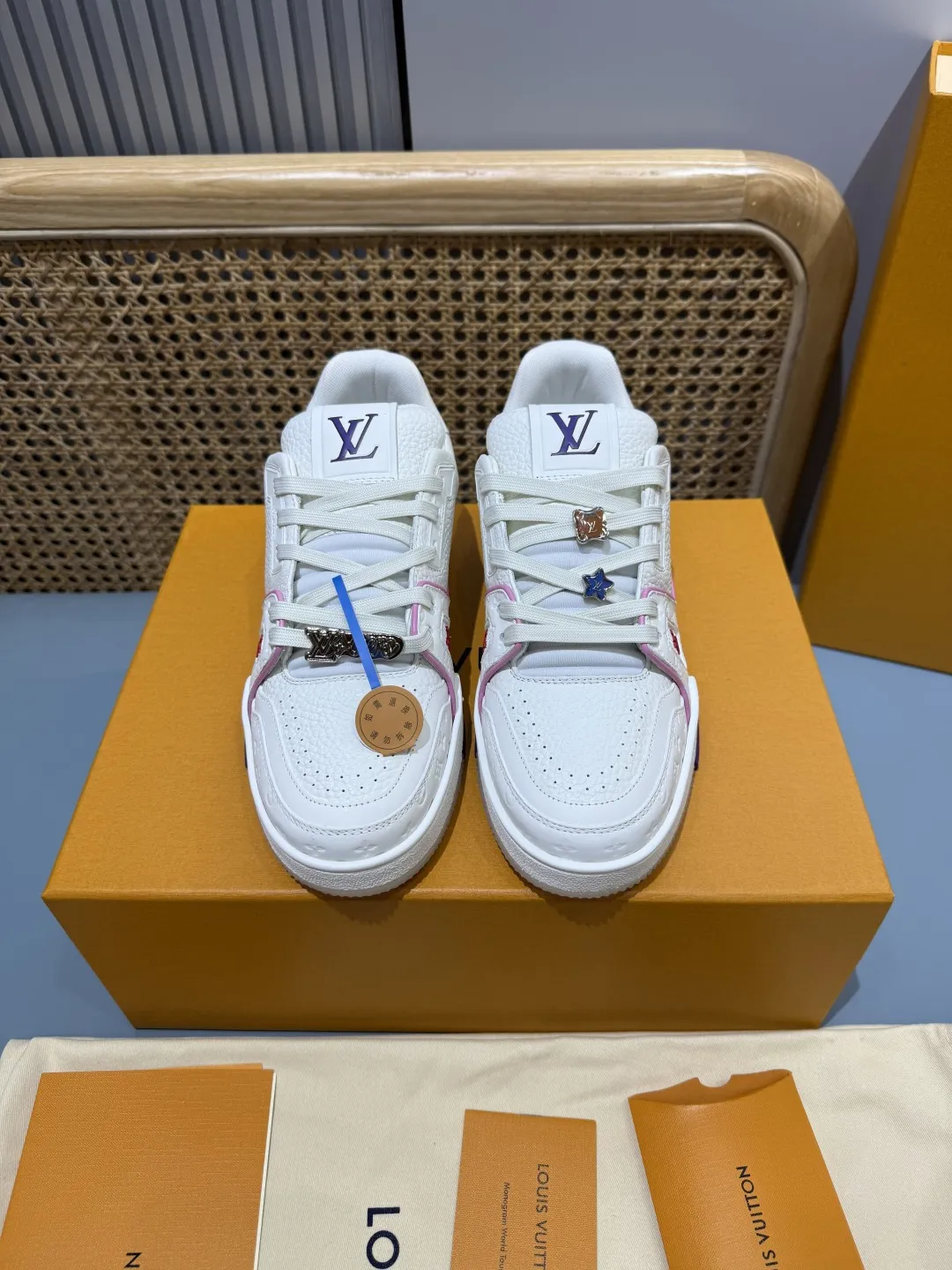 Effortless Louis Vuitton Trainer Cruise White Replica Shoes –  Rep Sneakers 402