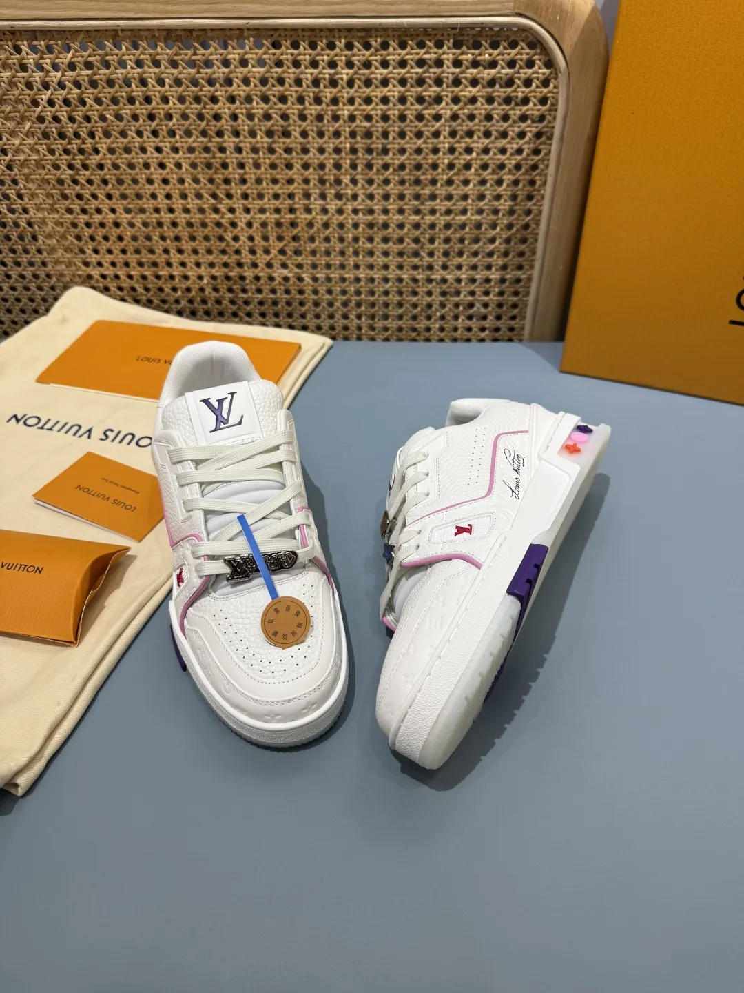 Effortless Louis Vuitton Trainer Cruise White Replica Shoes –  Rep Sneakers 402
