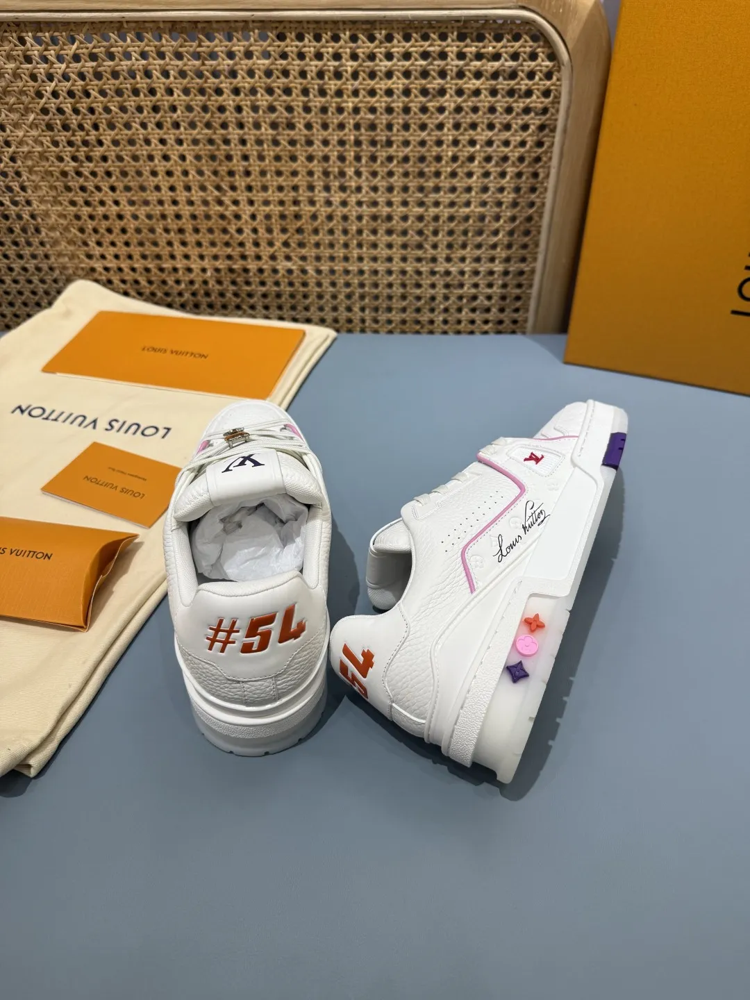 Effortless Louis Vuitton Trainer Cruise White Replica Shoes –  Rep Sneakers 402