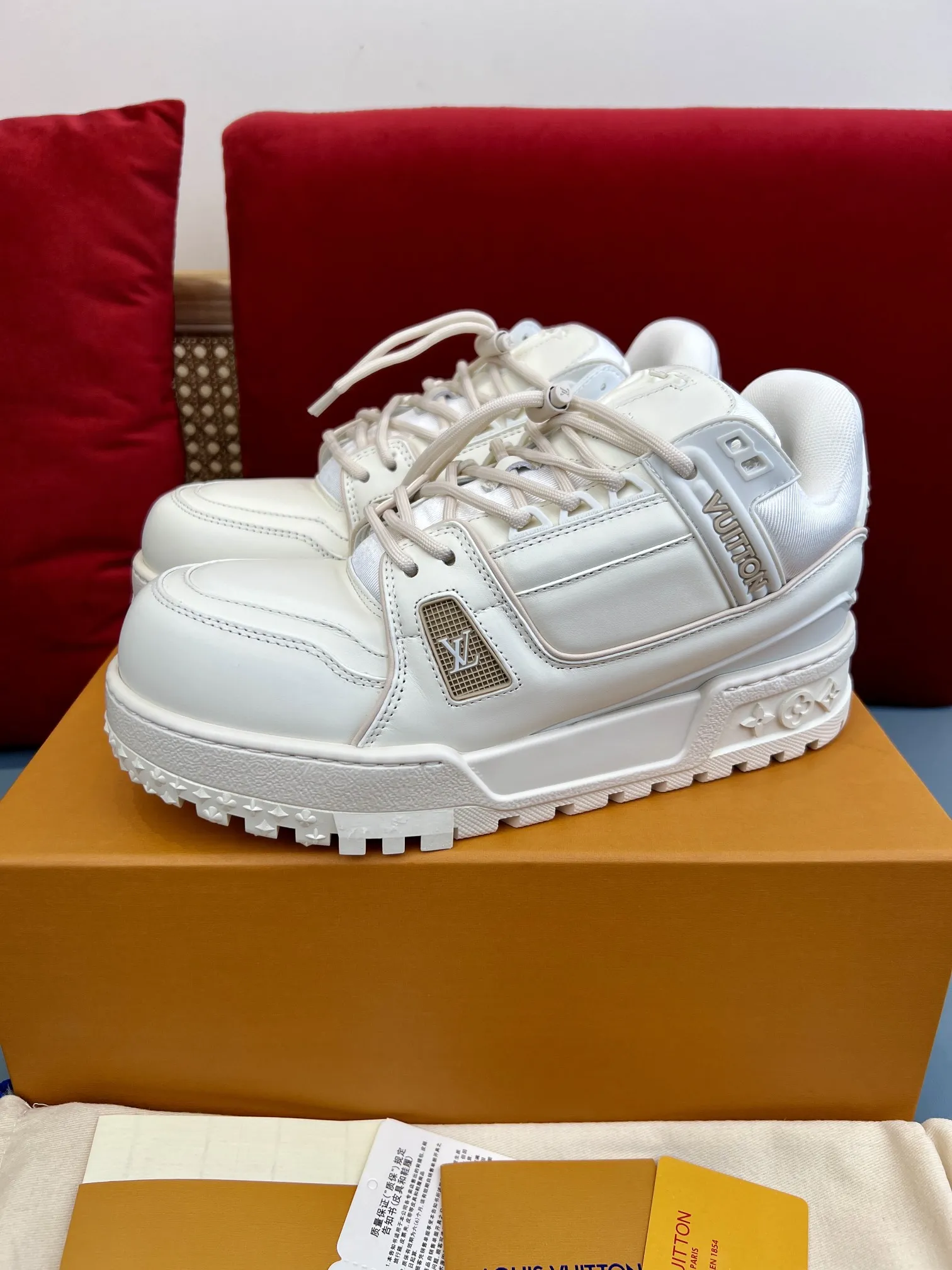 Louis Vuitton Trainer DIY White Replica Shoes –  Rep Sneakers Efficient 356