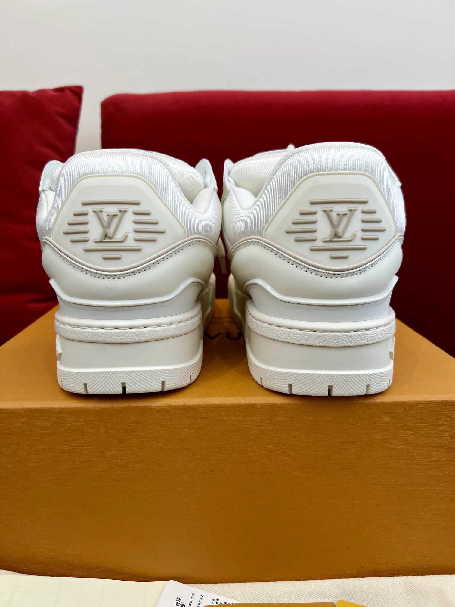 Louis Vuitton Trainer DIY White Replica Shoes –  Rep Sneakers Efficient 356