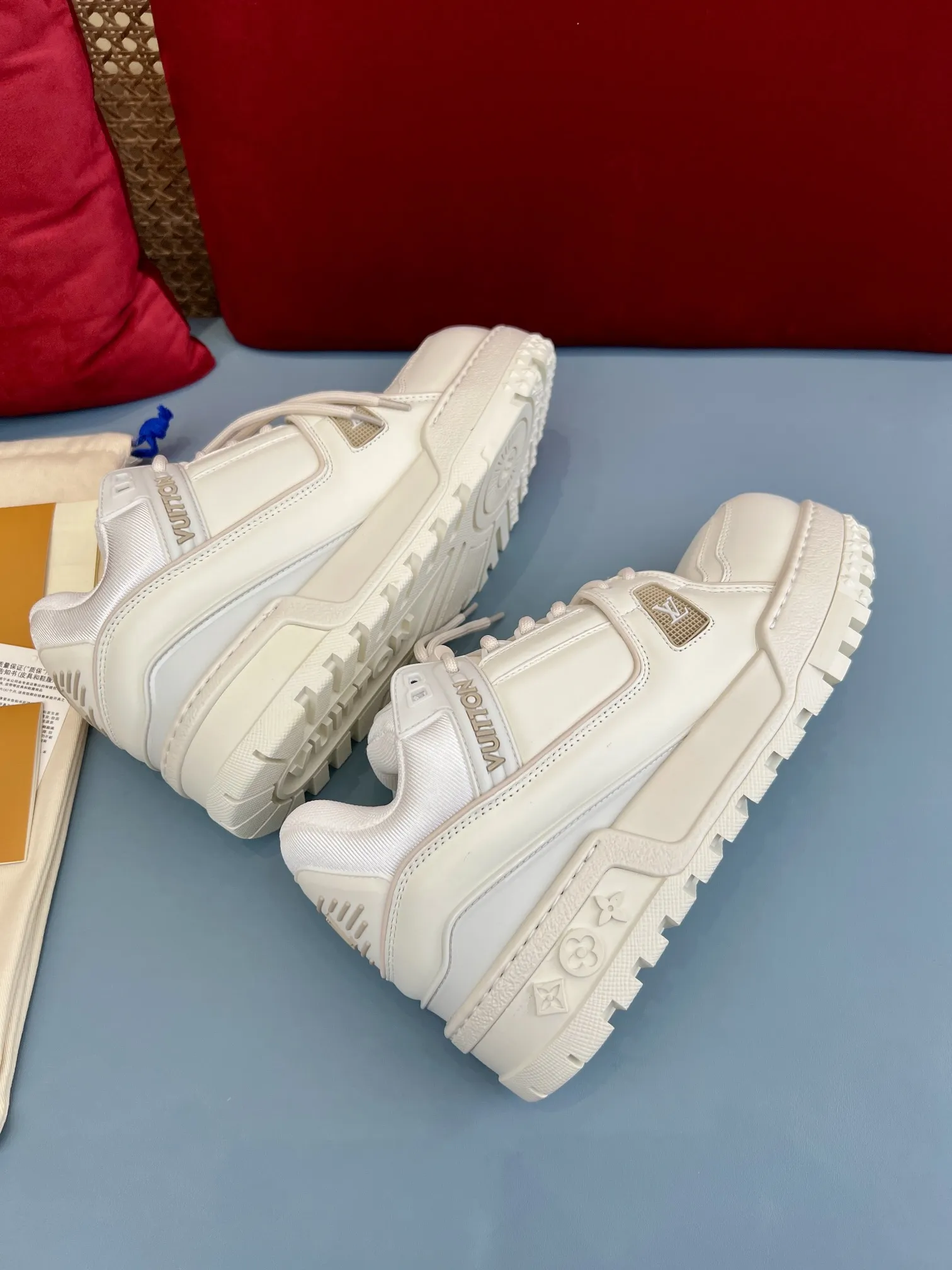 Louis Vuitton Trainer DIY White Replica Shoes –  Rep Sneakers Efficient 356