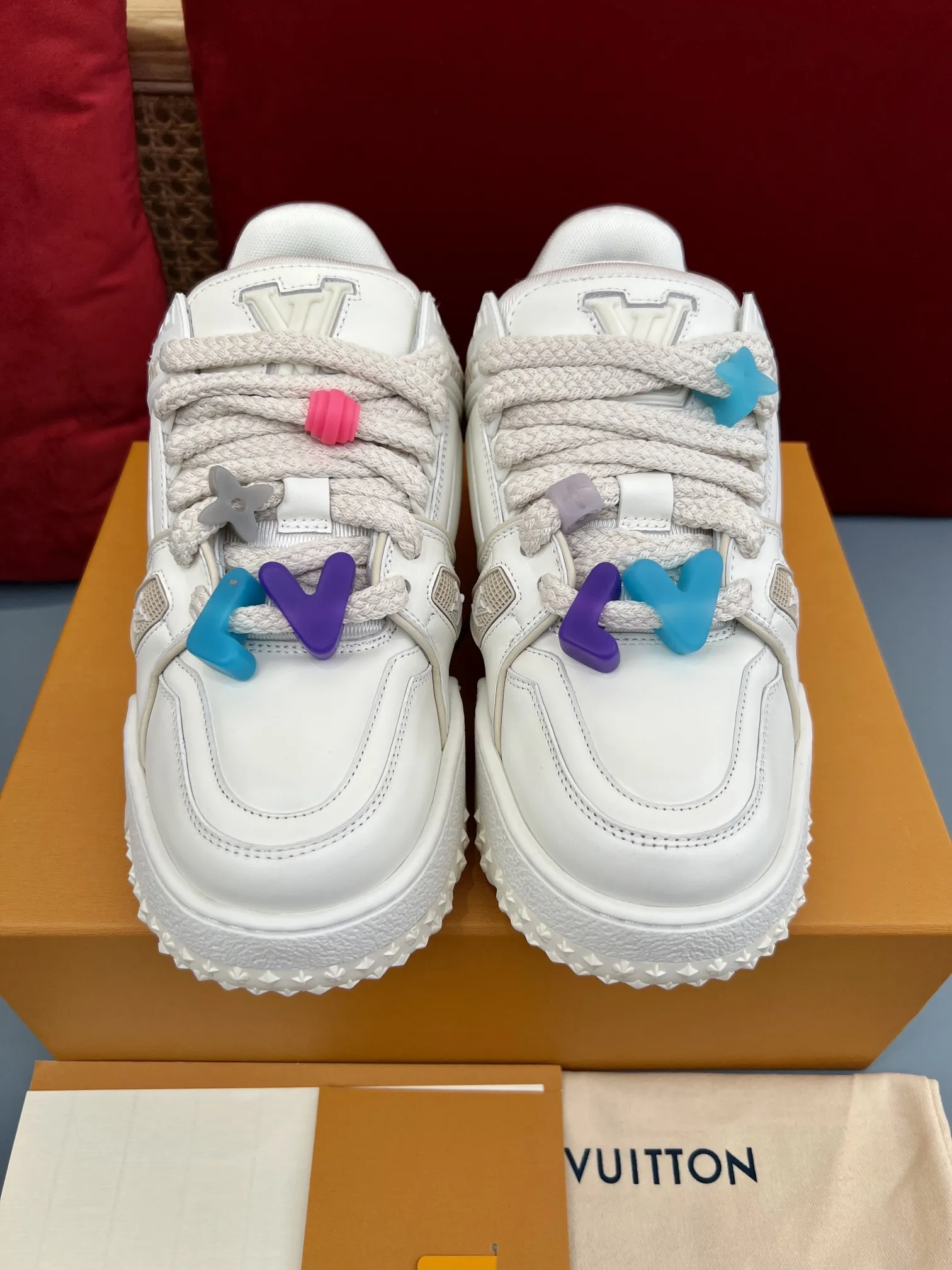 Louis Vuitton Trainer DIY White Sneakers –  Replica Shoes & Louis Vuitton Fake Popular 355