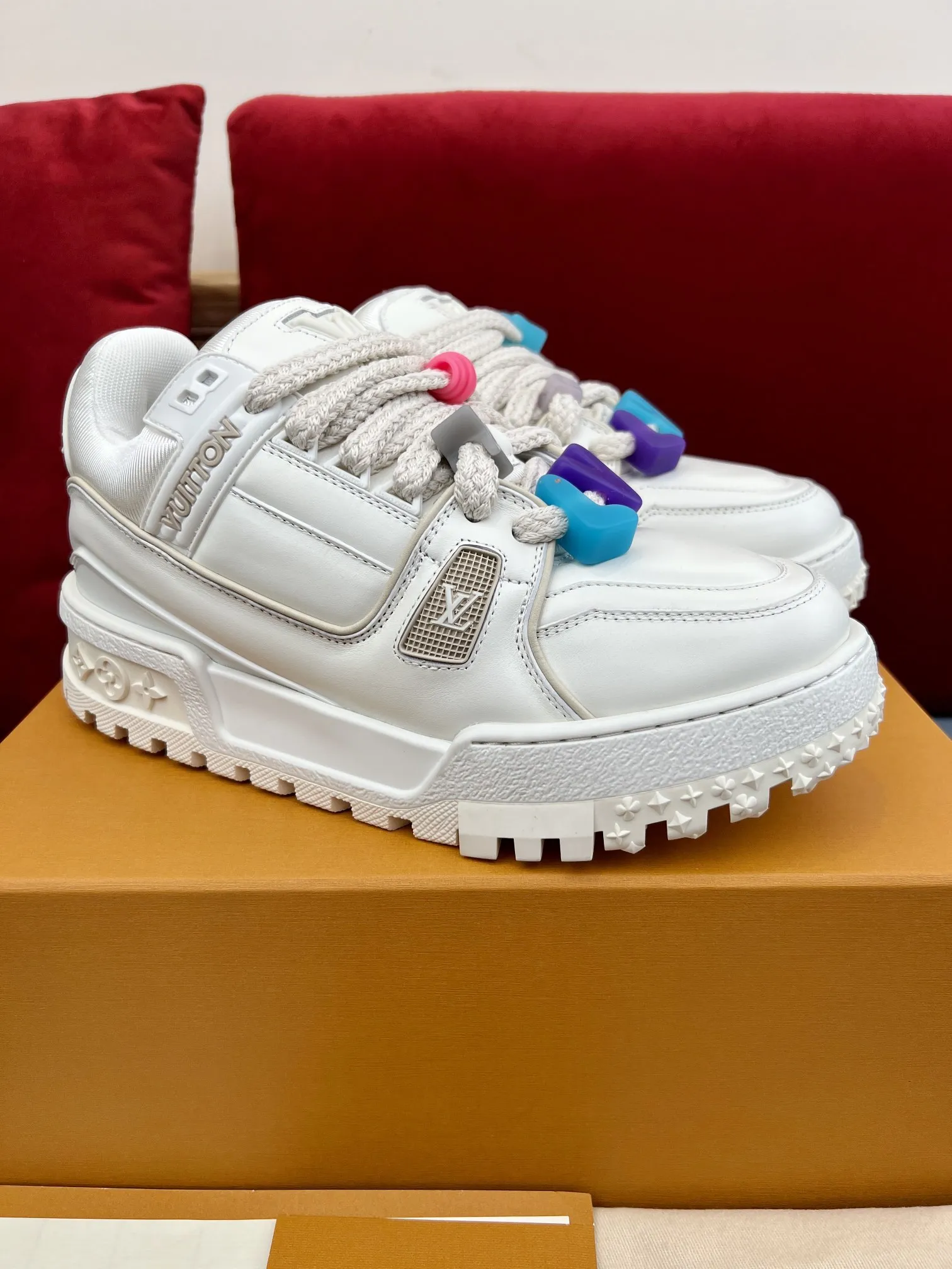 Louis Vuitton Trainer DIY White Sneakers –  Replica Shoes & Louis Vuitton Fake Popular 355