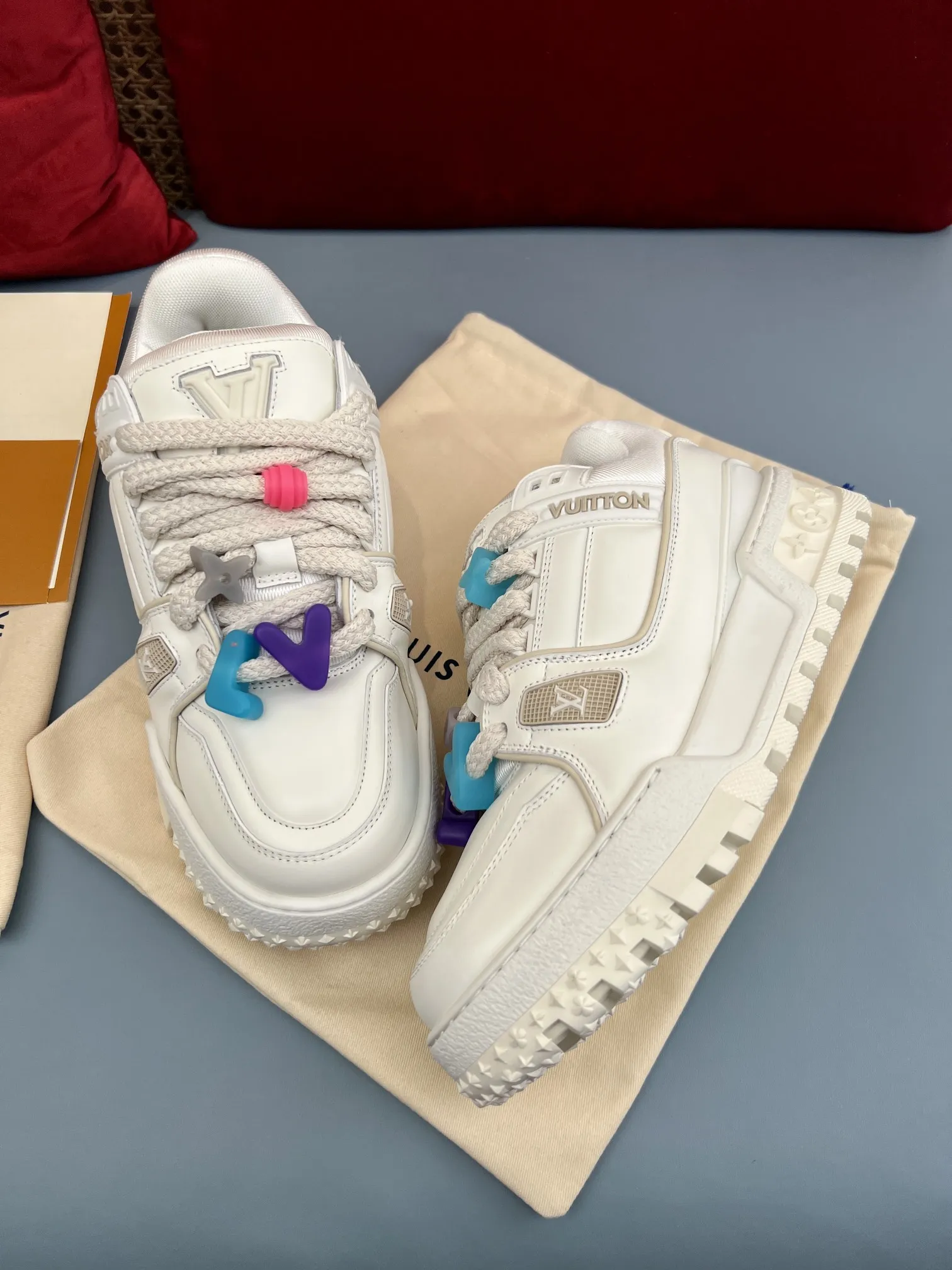 Louis Vuitton Trainer DIY White Sneakers –  Replica Shoes & Louis Vuitton Fake Popular 355