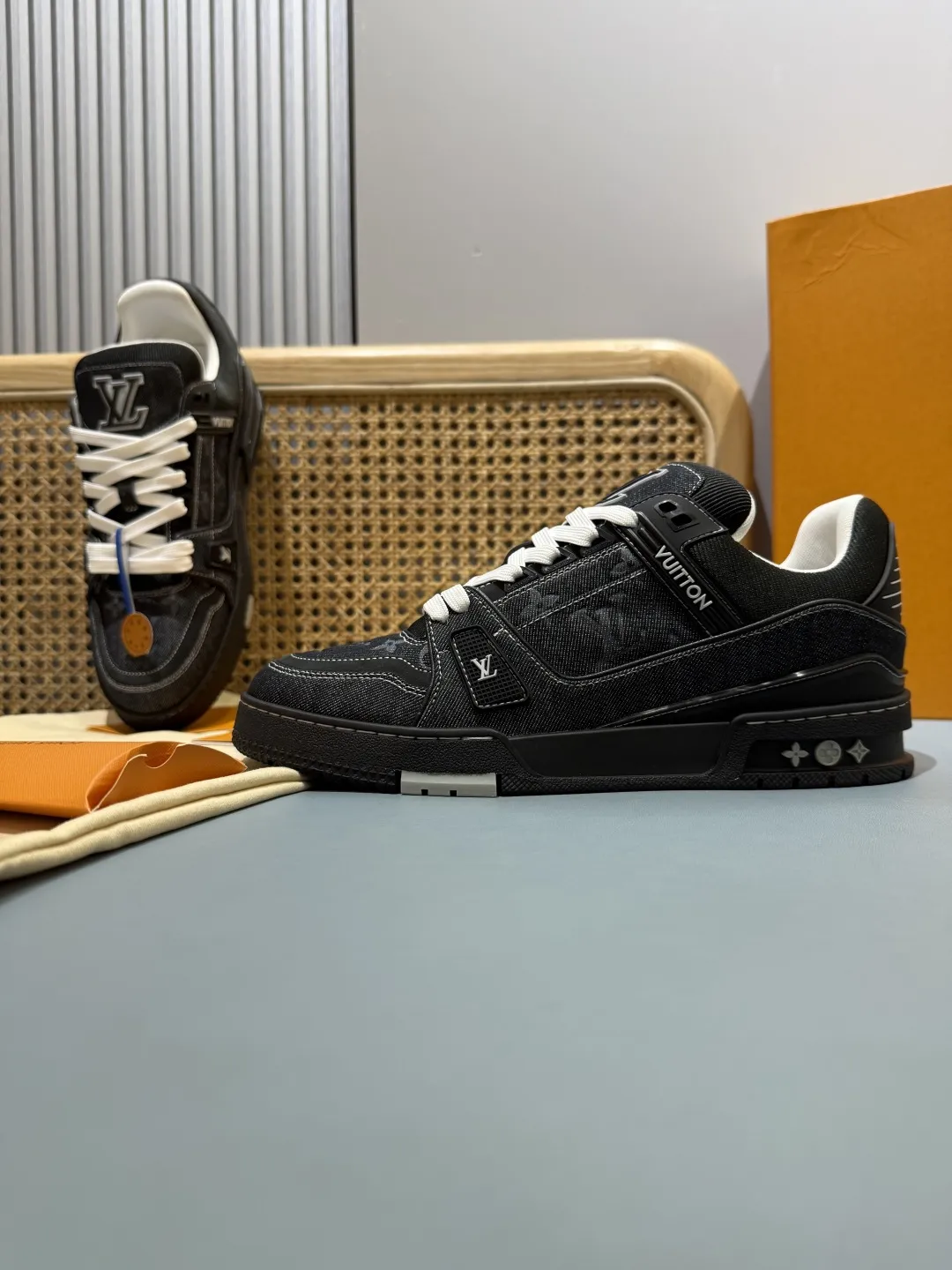 Louis Vuitton Trainer Denim Black Rep Shoes – Replica Sneakers Original 448