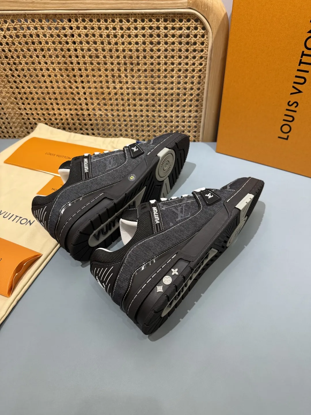 Louis Vuitton Trainer Denim Black Rep Shoes – Replica Sneakers Original 448