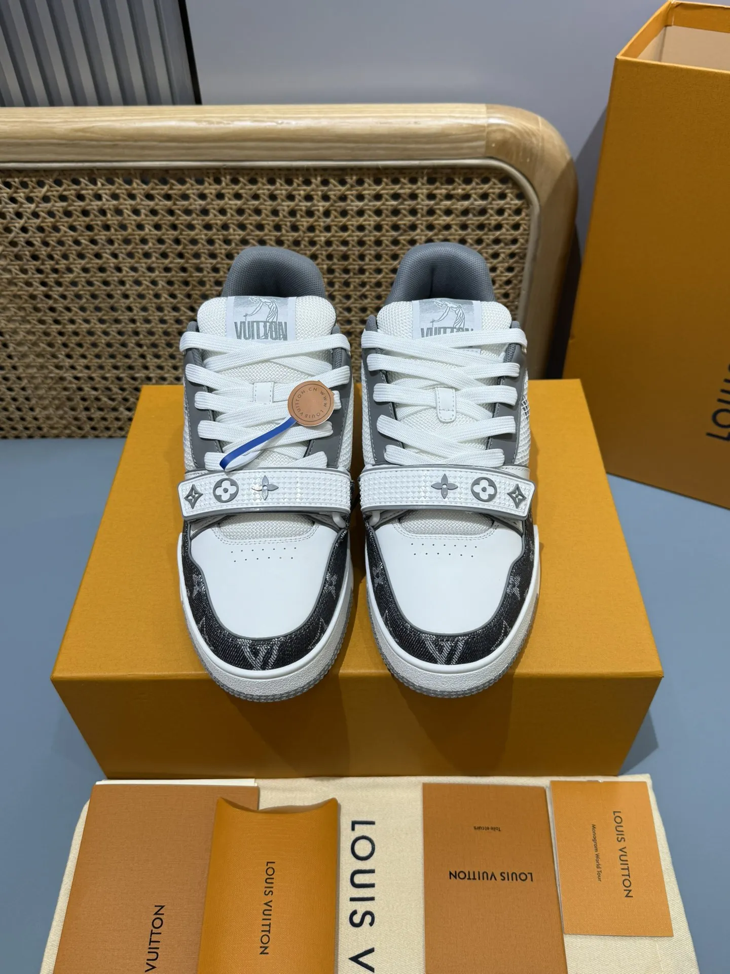 Seasonal Louis Vuitton Trainer Denim White Low Top – Replica Shoes & Louis Vuitton Replica 412
