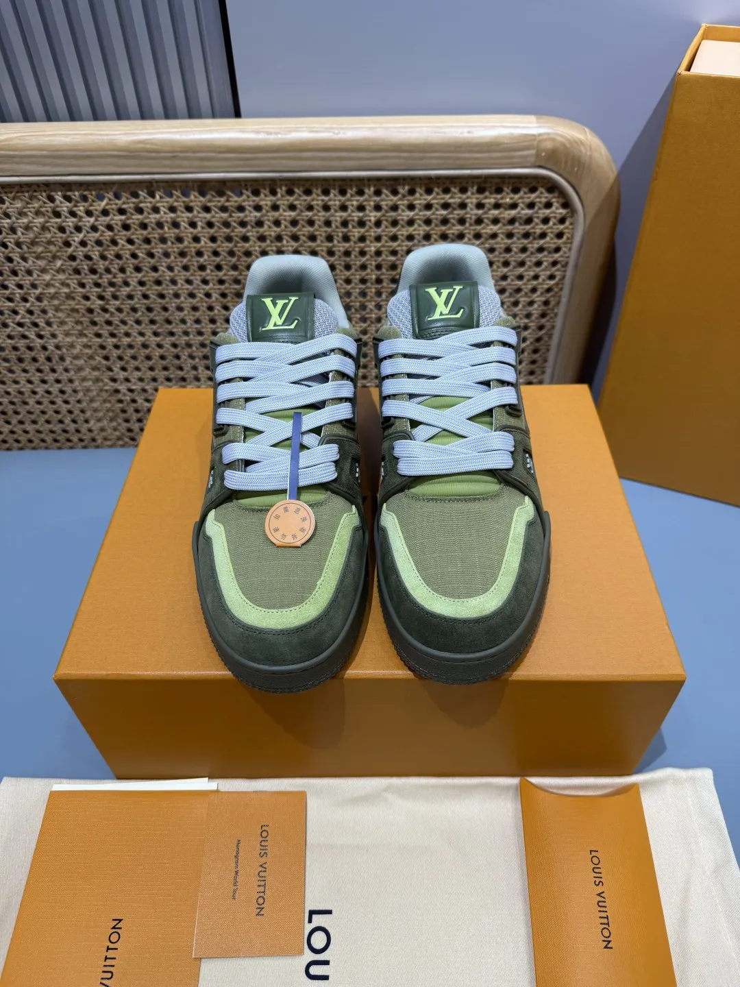 Seasonal Louis Vuitton Trainer Forest Green Sneakers – Replica LV Edition 449
