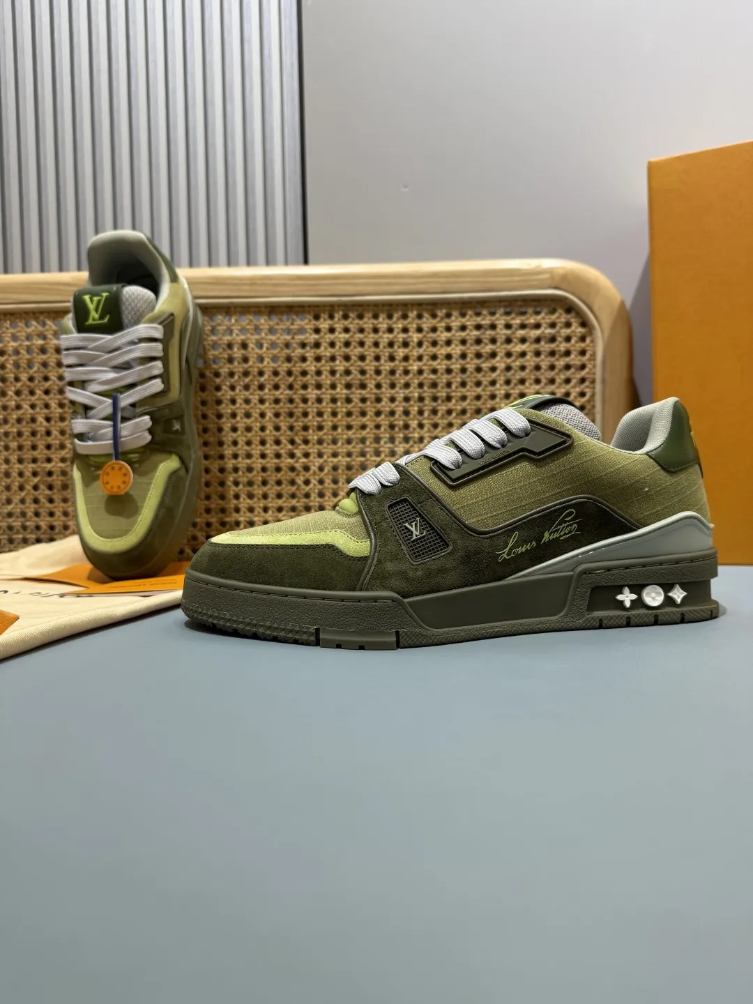 Seasonal Louis Vuitton Trainer Forest Green Sneakers – Replica LV Edition 449