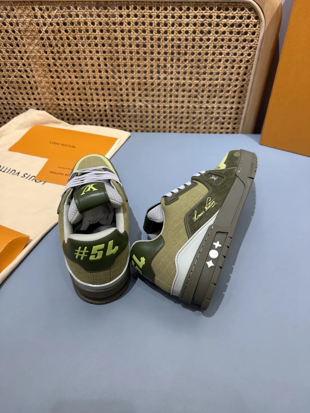 Seasonal Louis Vuitton Trainer Forest Green Sneakers – Replica LV Edition 449