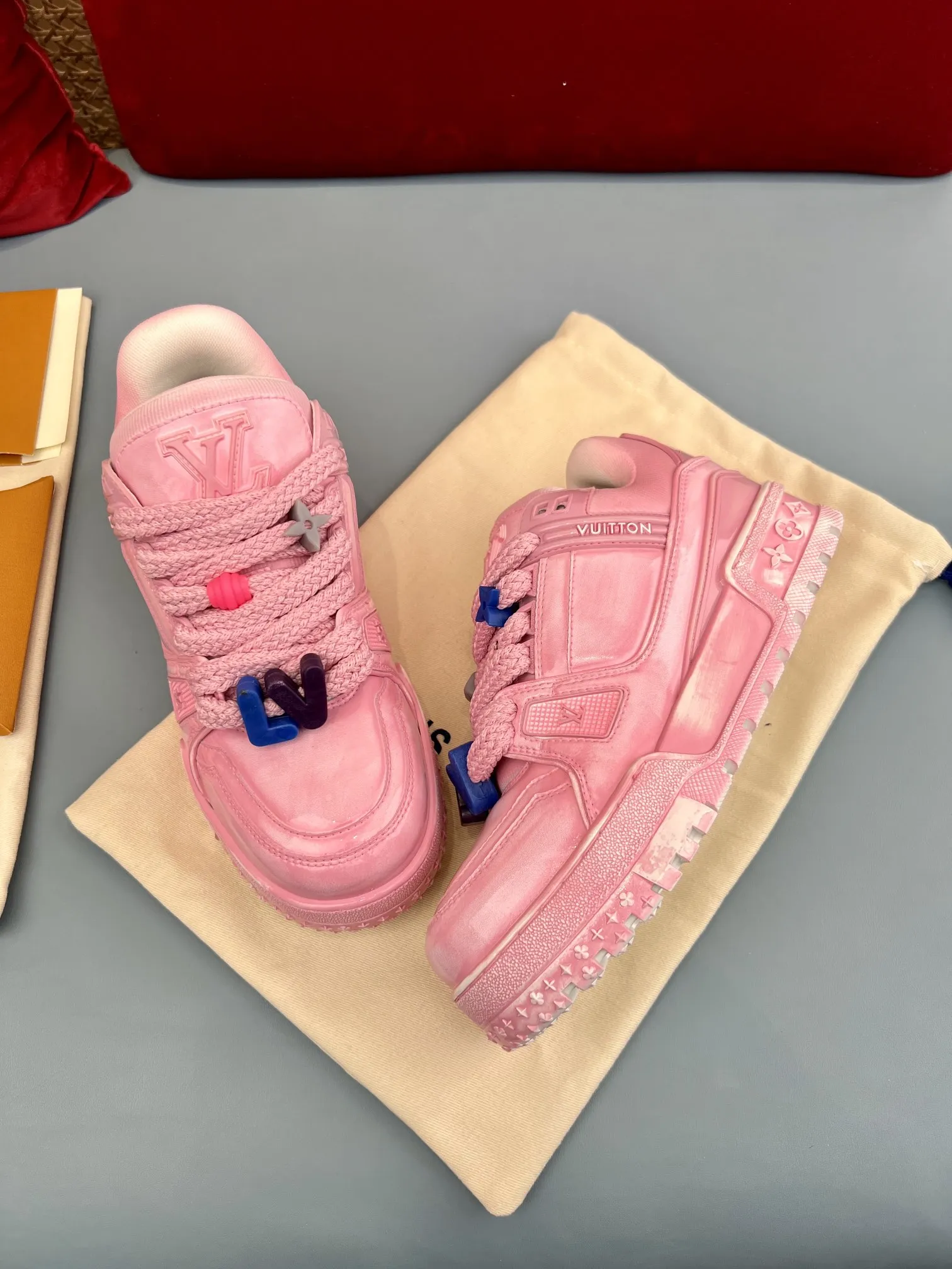 Louis Vuitton Trainer Gel Pink Replica Sneakers with Rep Shoes Style Chic 303