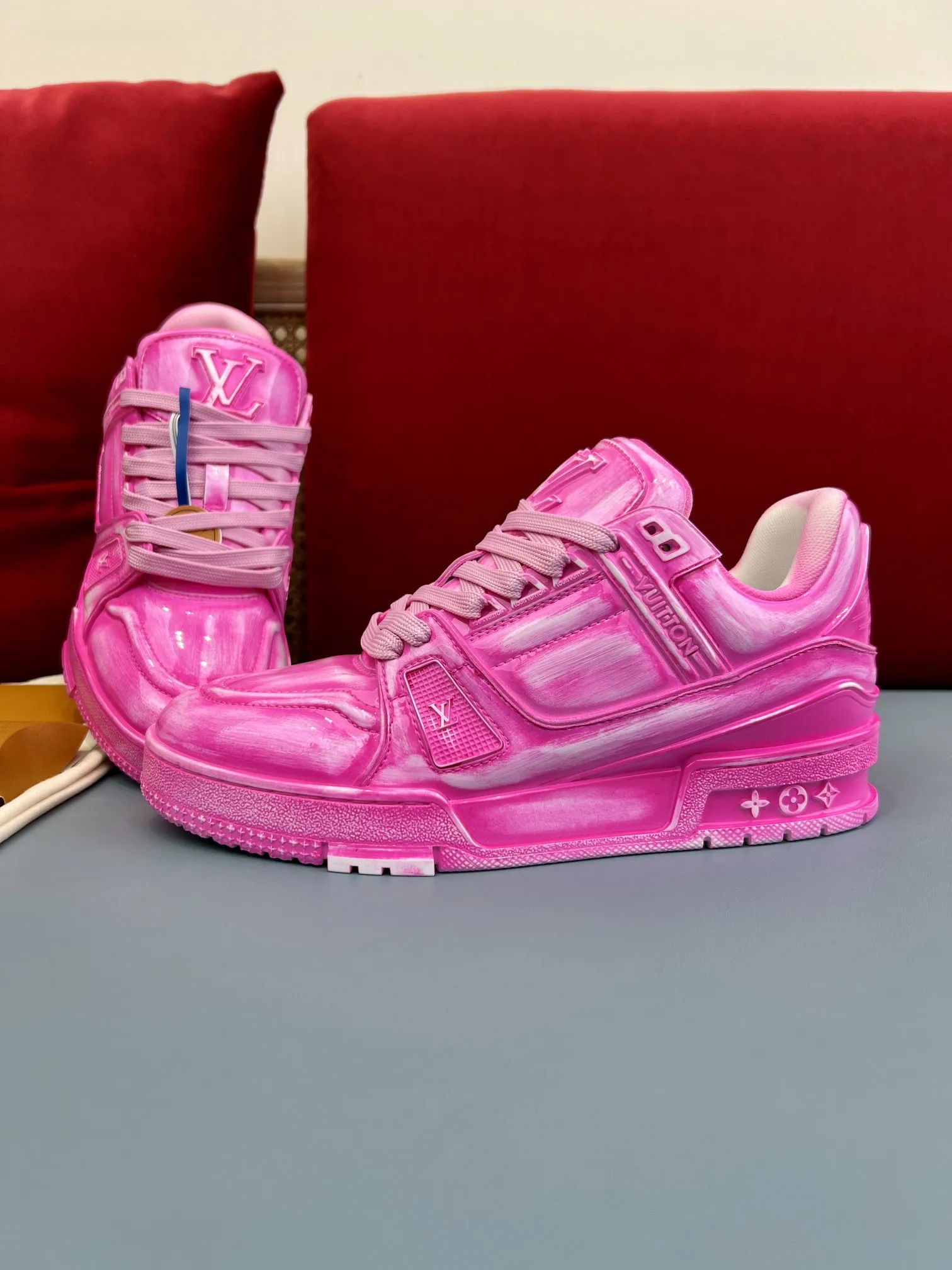 AllSeason Louis Vuitton Trainer Gel Pink Replica Sneakers 327