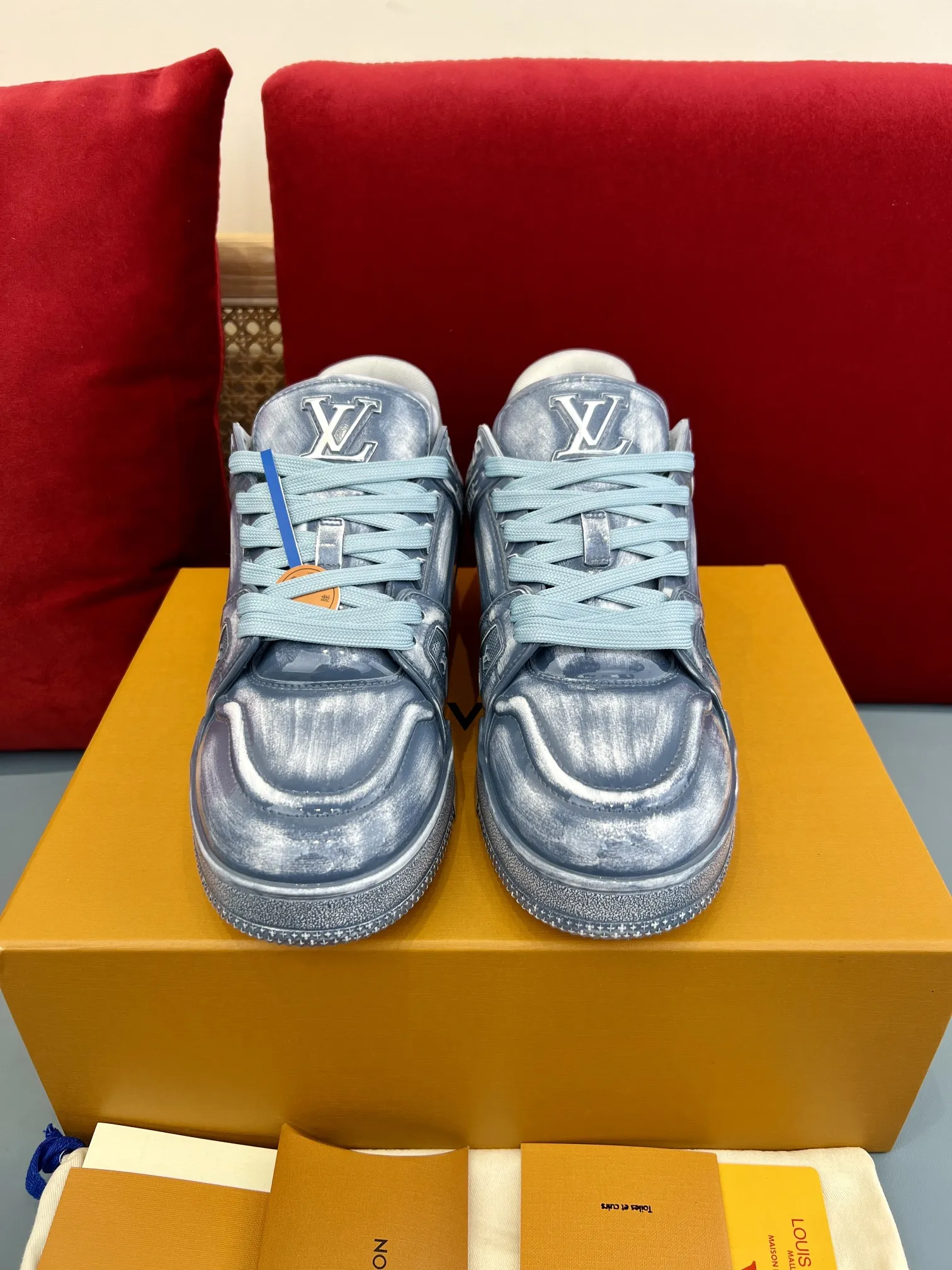 Colorful Louis Vuitton Trainer Gradient Sneaker Blue – Replica Shoes & LV Fake Edition 326