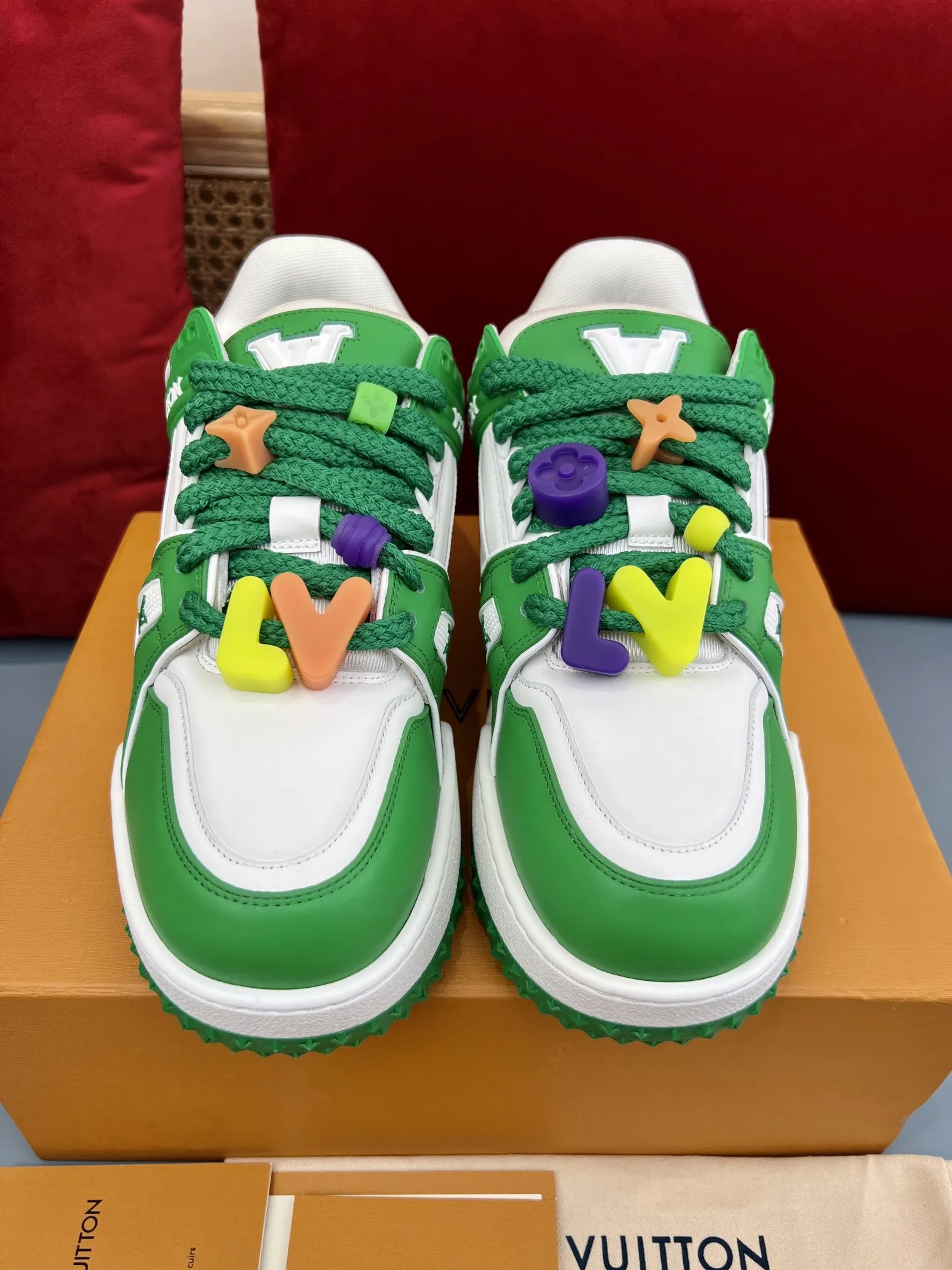 Timeless Louis Vuitton Trainer Green White Replica Shoes –  Rep Sneakers 352