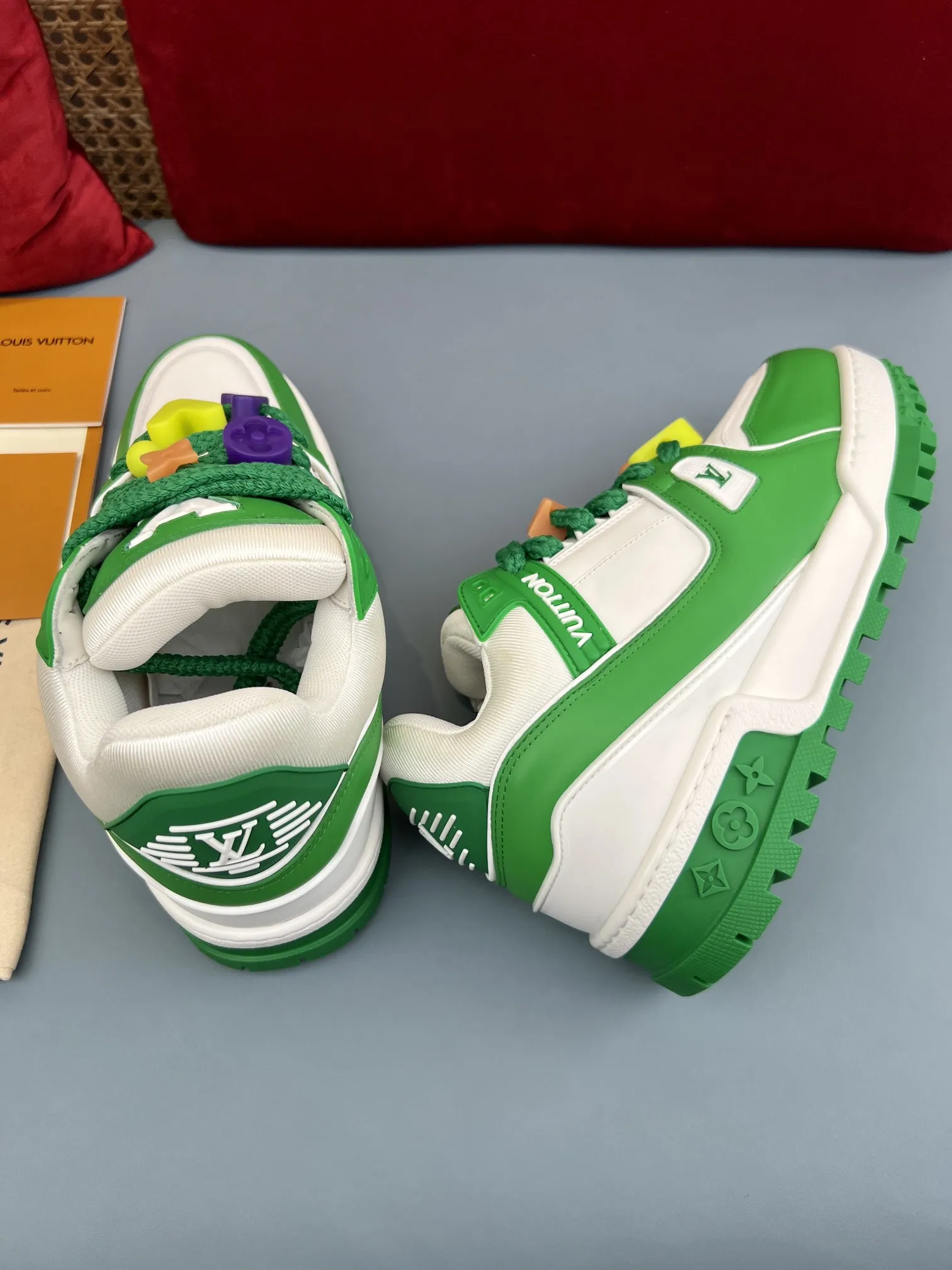 Timeless Louis Vuitton Trainer Green White Replica Shoes –  Rep Sneakers 352